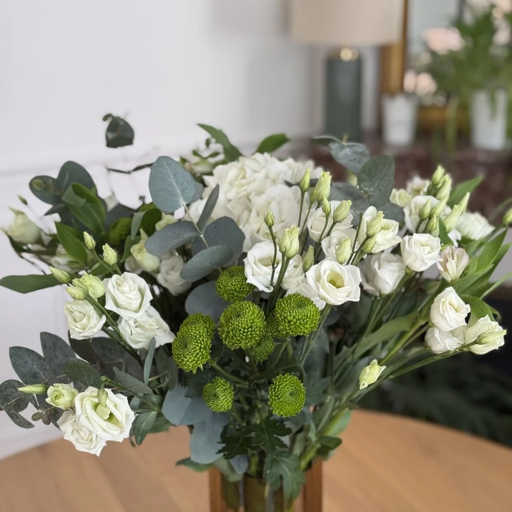 Éclat Naturel – la fraîcheur élégante signée Au Bouquet de la Reine, par Au Bouquet de la Reine, fleuriste à Boulogne-Billancourt