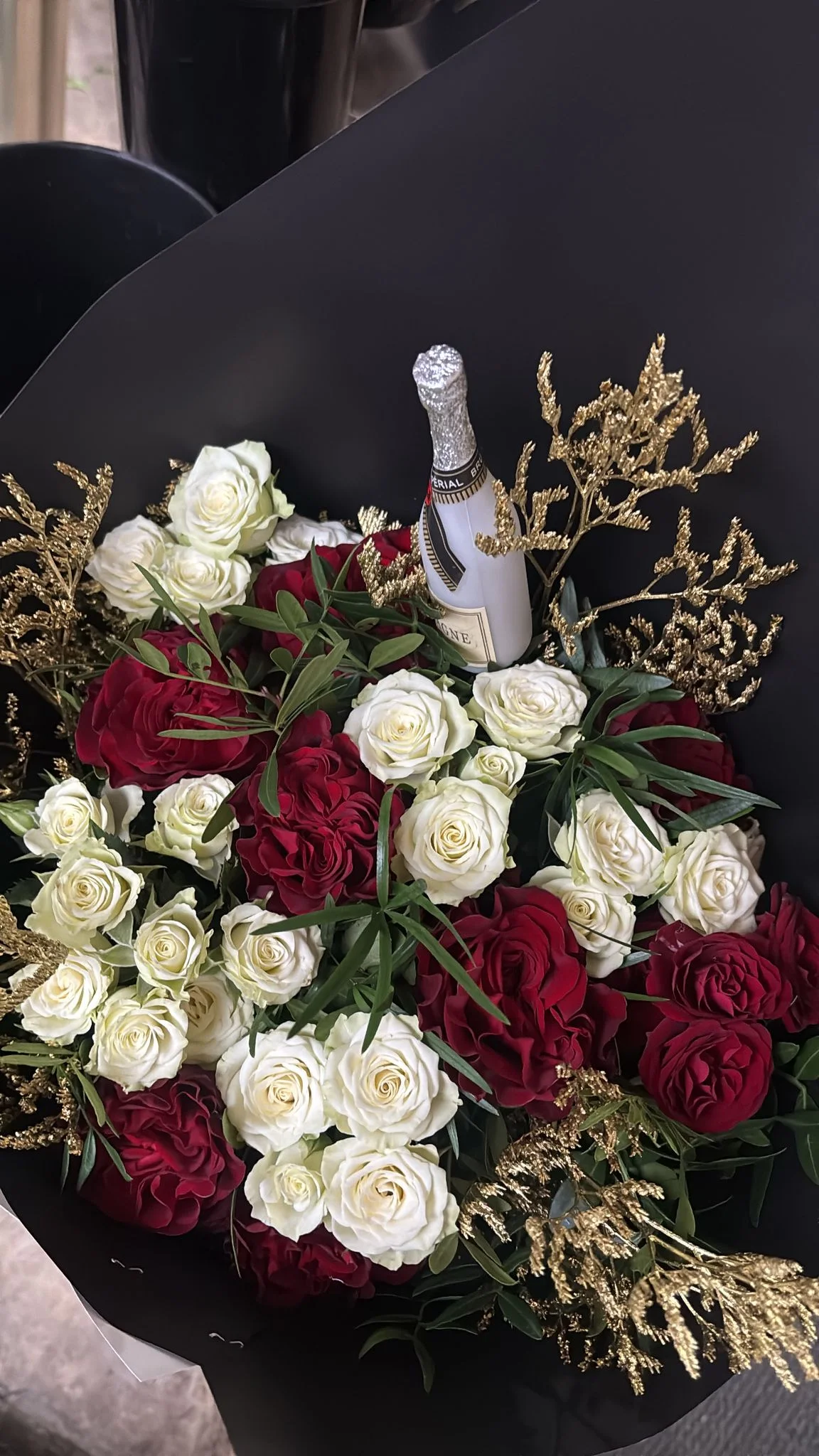 Bouquet de saison ( HIVER ) noêl et nouvel ans, par Sihana's Bloom&Wild, fleuriste à Schaerbeek