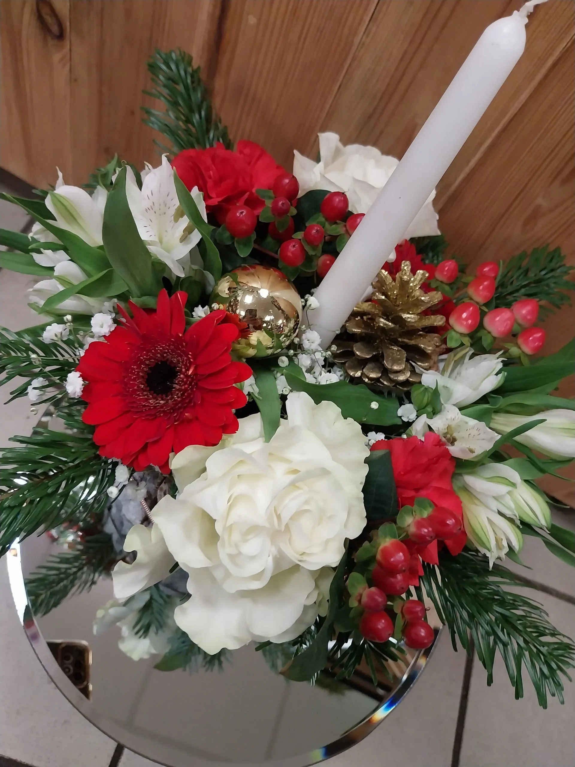 Ecrin de Bois de Noël, par Montluçon Fleurs, fleuriste à Montluçon