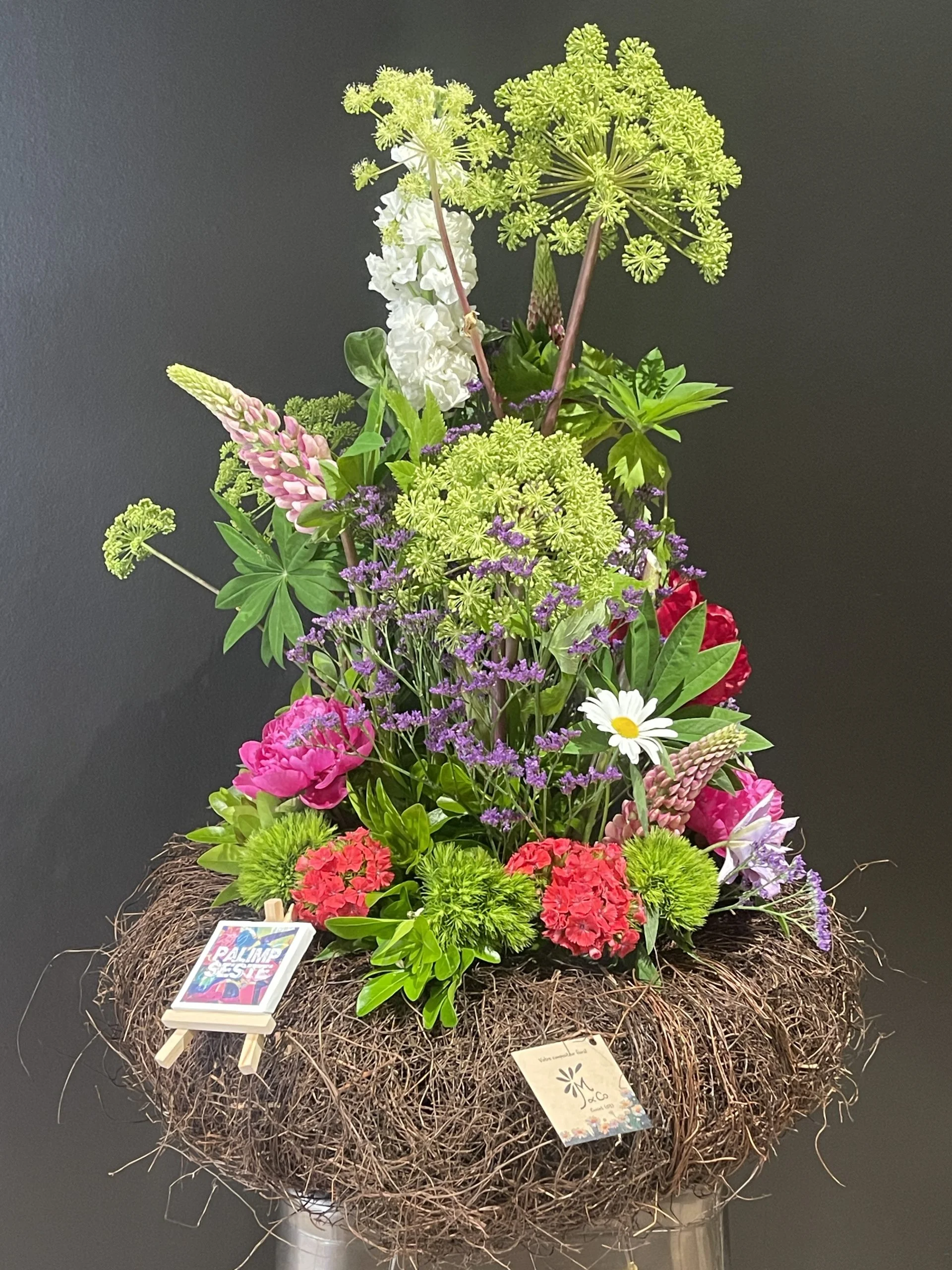 Composition événementiel, par Marguerite et compagnie, fleuriste à Cusset