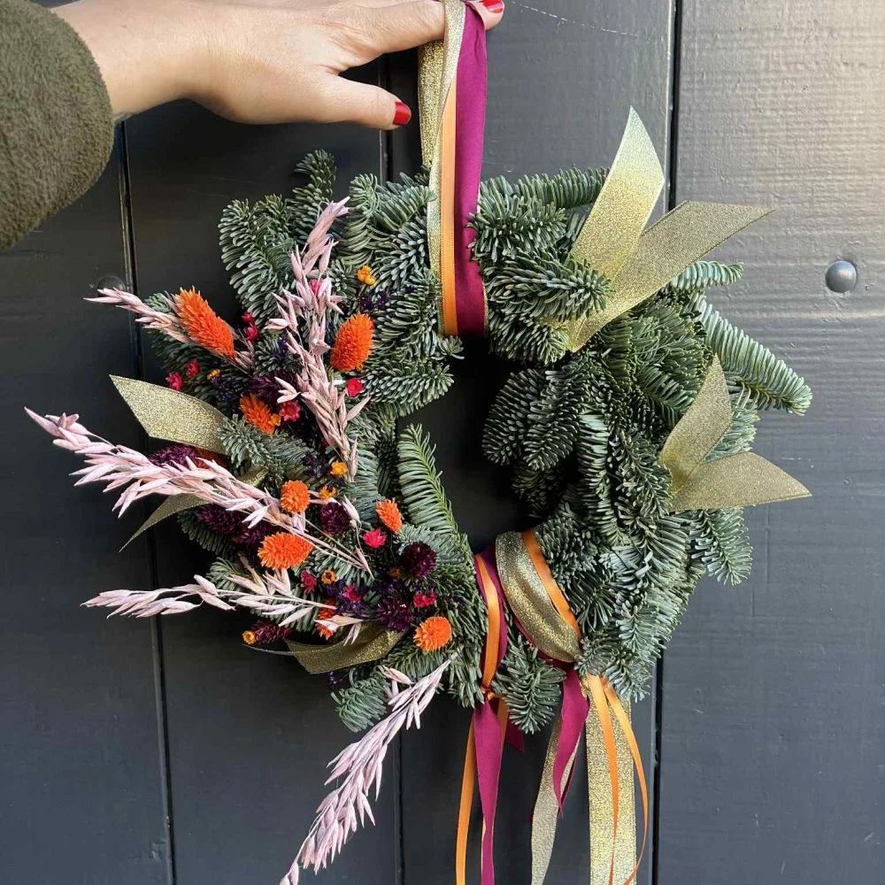 Couronne de Noel, par Eglantine Fleuriste, fleuriste à Bouguenais