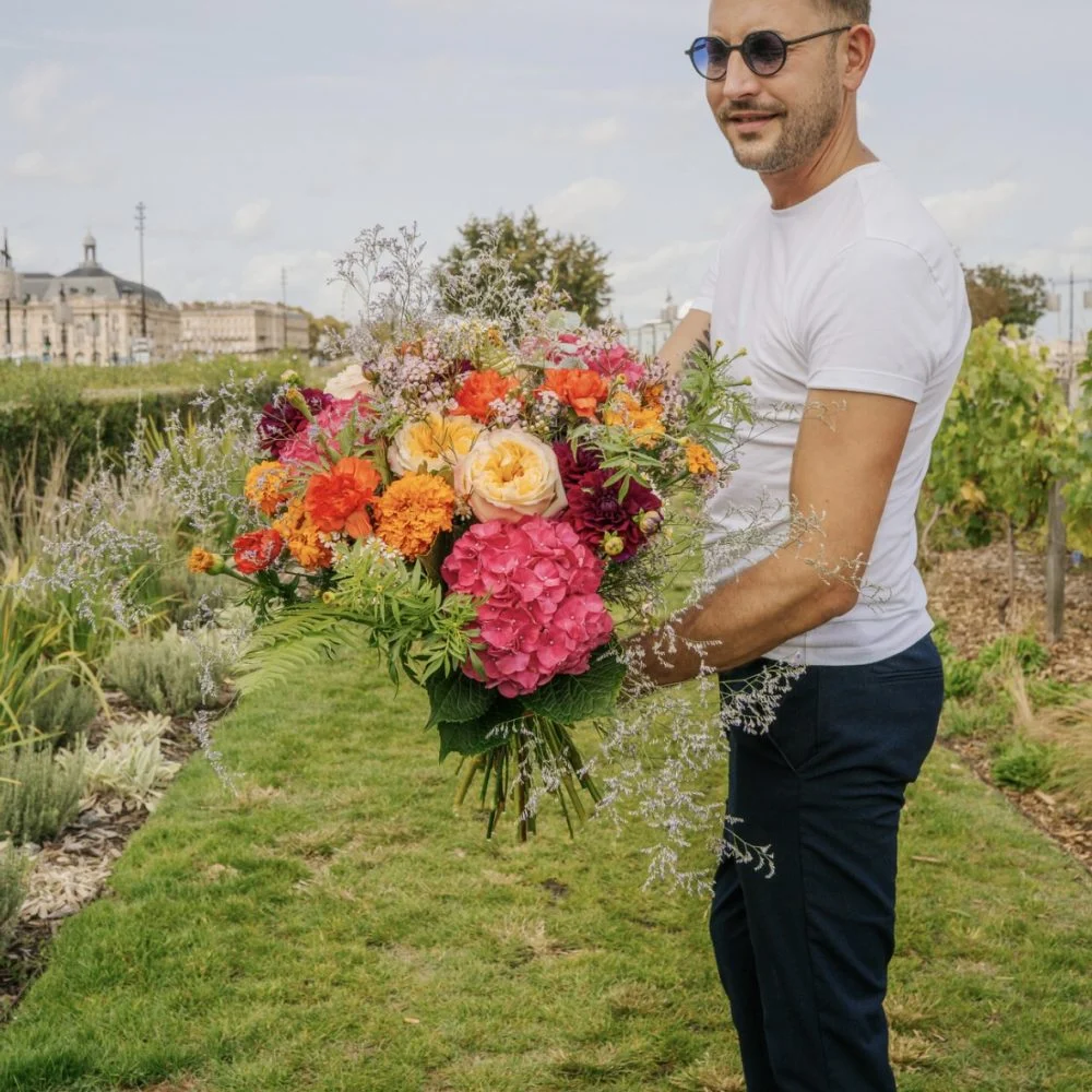 Bouquet surprise de l'artisan, par Amour de fleurs Bordeaux, fleuriste à Bordeaux
