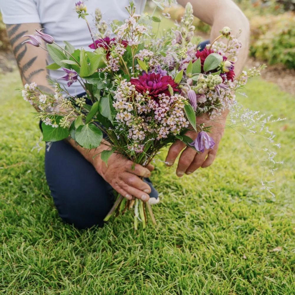 Bouquet chic champêtre, par Amour de fleurs Bordeaux, fleuriste à Bordeaux