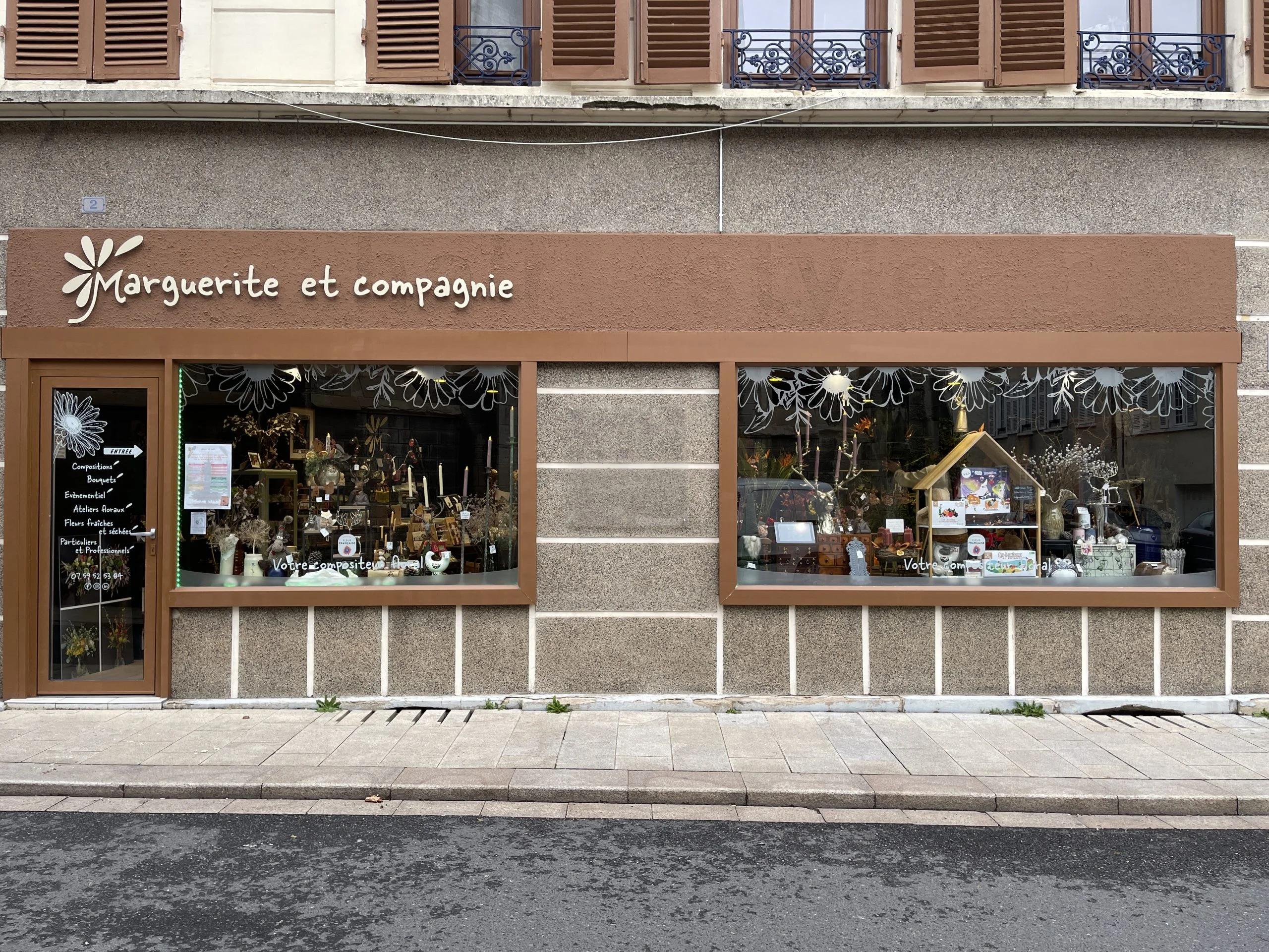 Livraison de fleurs Cusset et proximité, par Marguerite et compagnie, artisan fleuriste