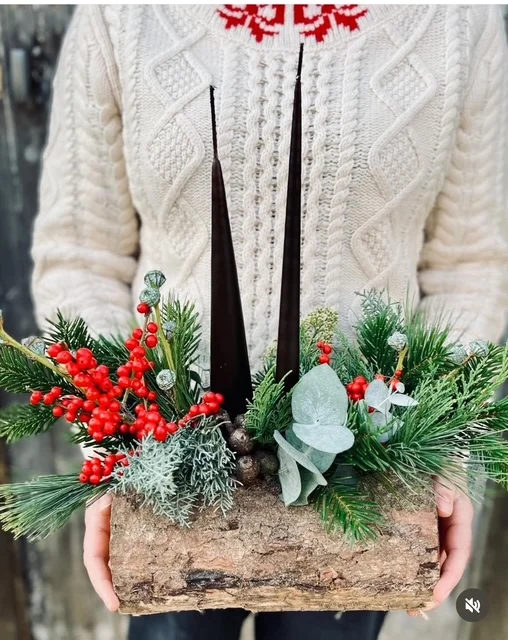 Bûche fleurie, par Maison Marguerite, fleuriste à Le Mans