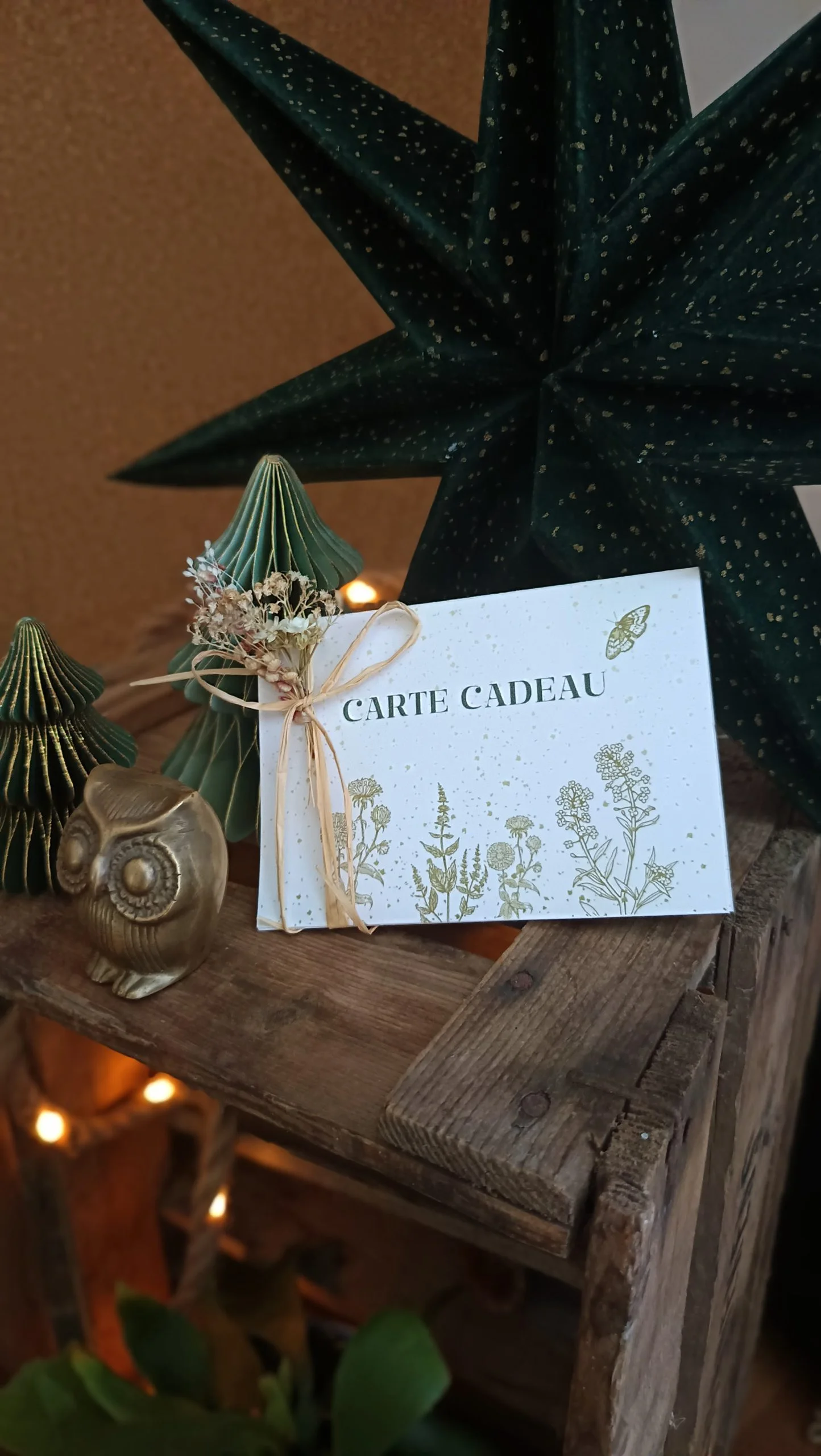 Carte cadeau personnalisable, par Atelier Cotylédon, fleuriste à Quimper