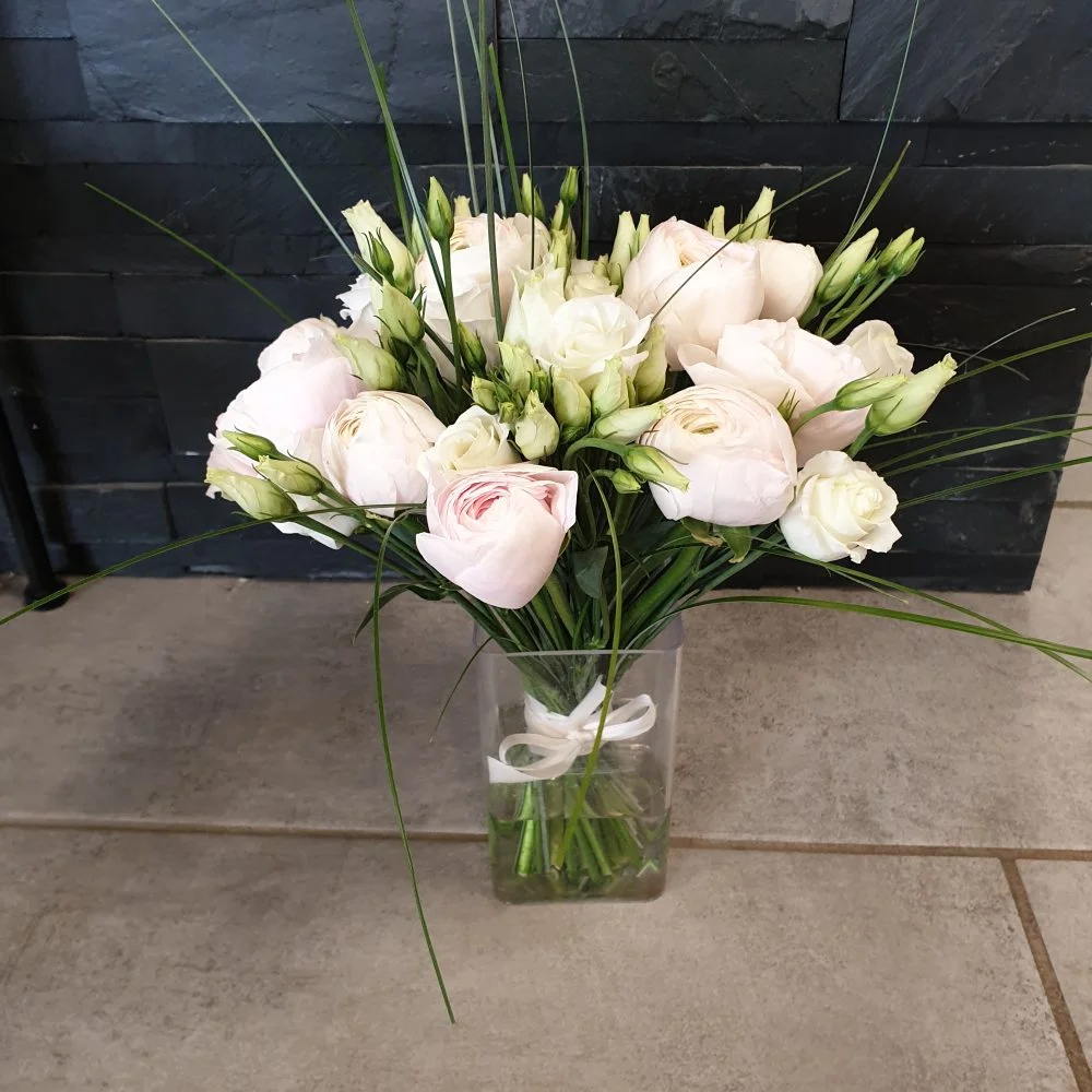Bouquet de Renoncules, par Un jour une fleur, fleuriste à Tigery