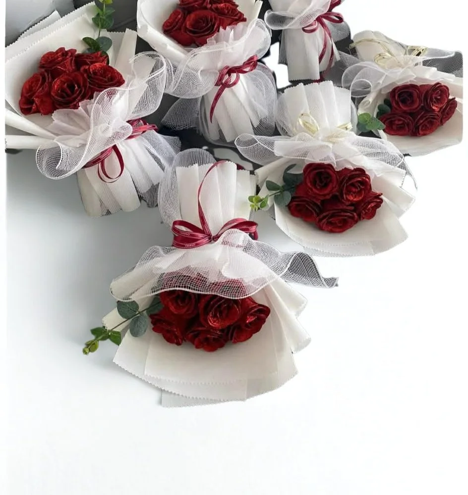 Bouquet 5 roses rouge, par Sihana's Bloom&Wild, fleuriste à Schaerbeek