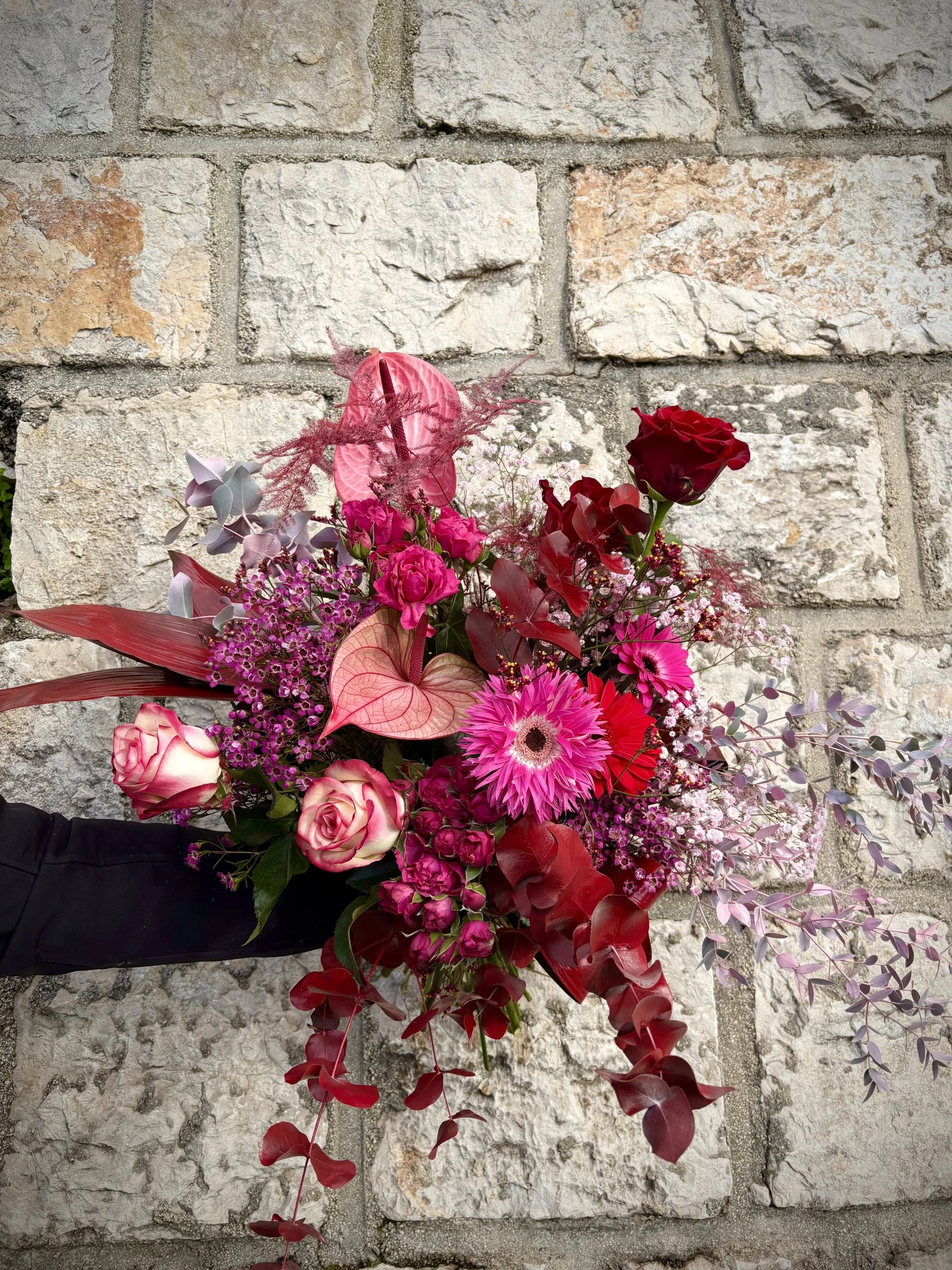 Bouquet Saint-Valentin, par Allard Fleurs, fleuriste à Antibes