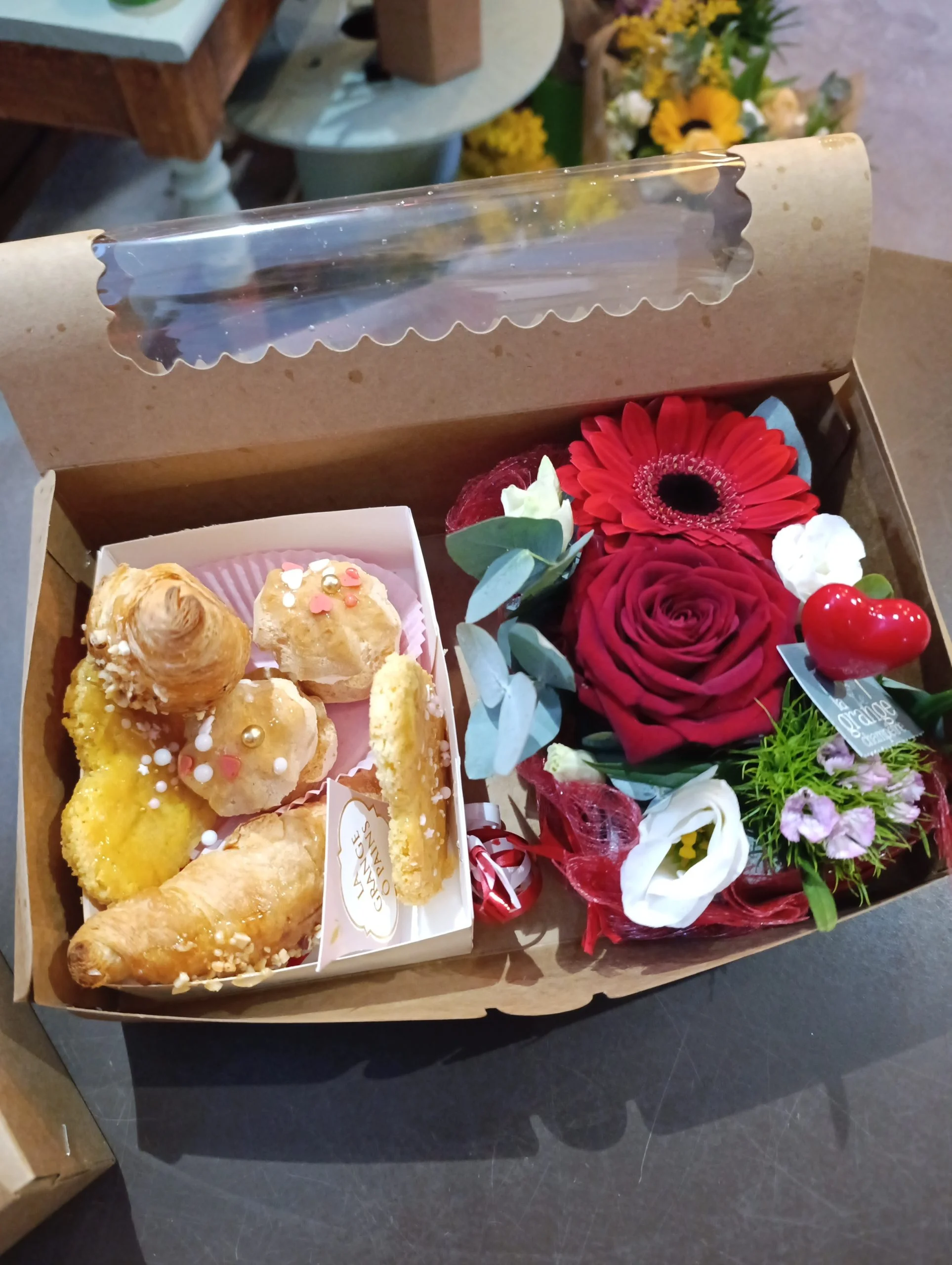 Box saint Valentin, par La Grange champêtre, fleuriste à Berneville