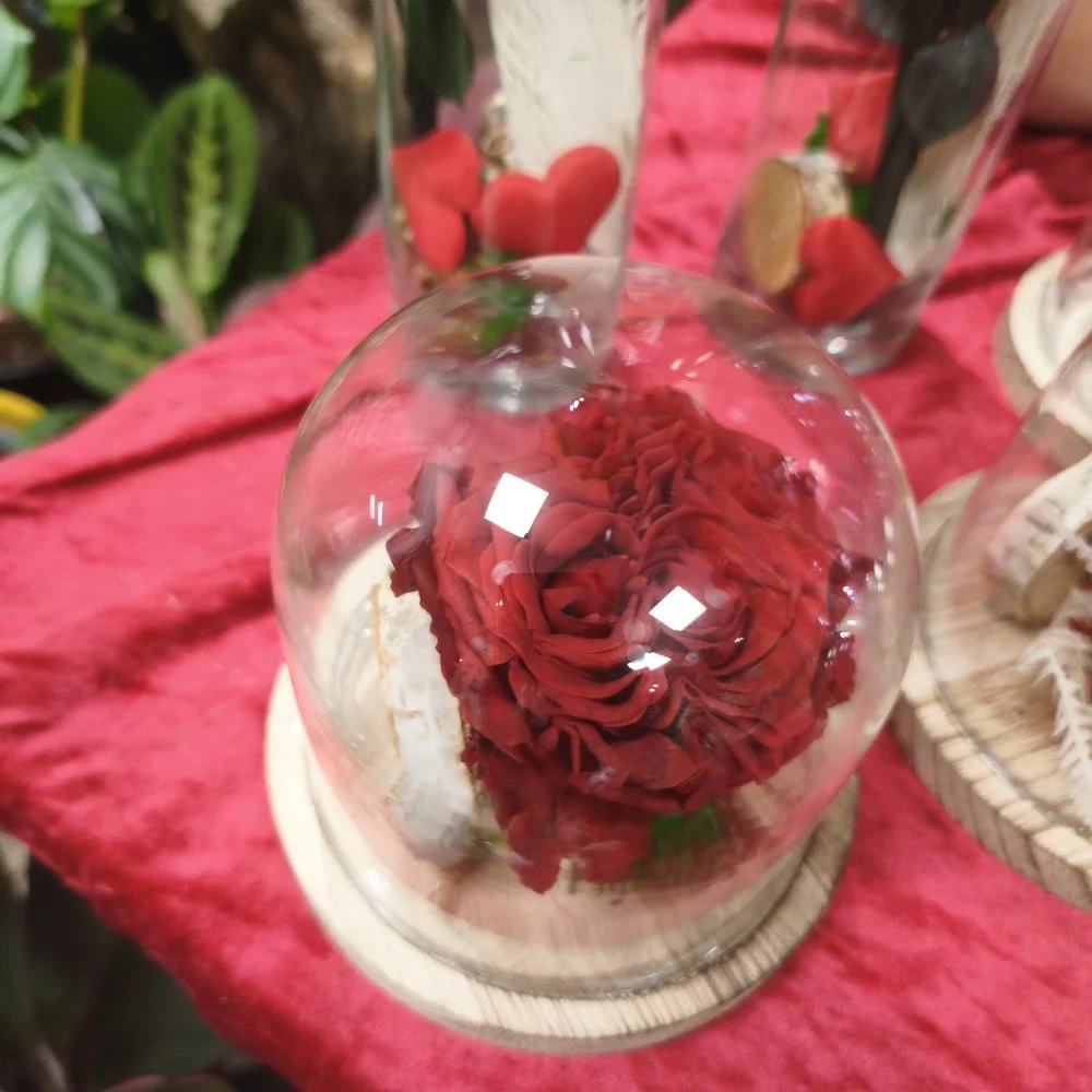 Rose eternelle, par A Little Flower, fleuriste à Saint-Sulpice-sur-Lèze