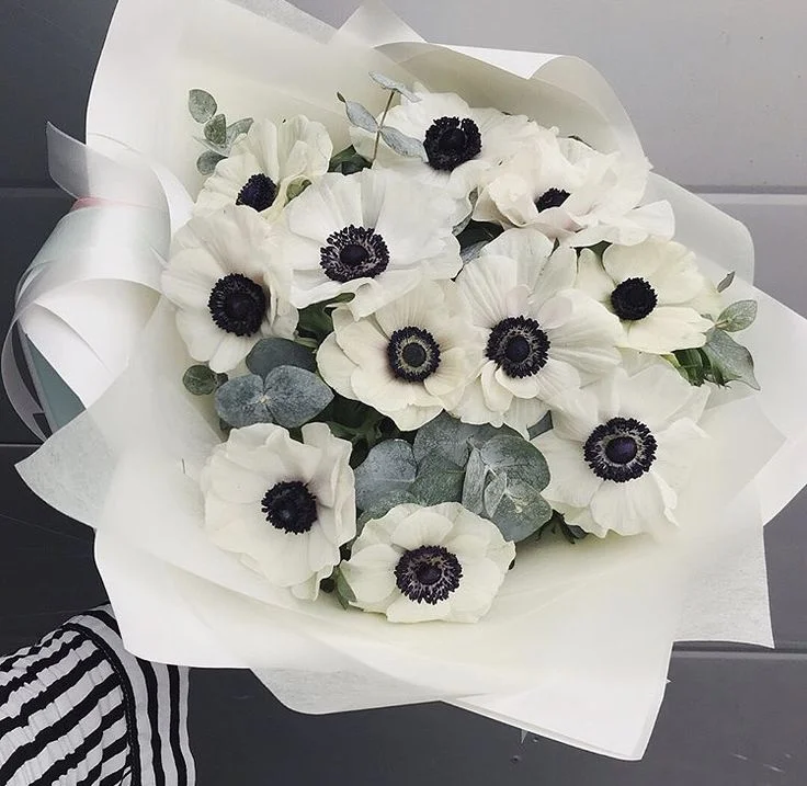 Bouquet d&rsquo;Anémones, par Le Dahlia by Estelle, fleuriste à Bordeaux
