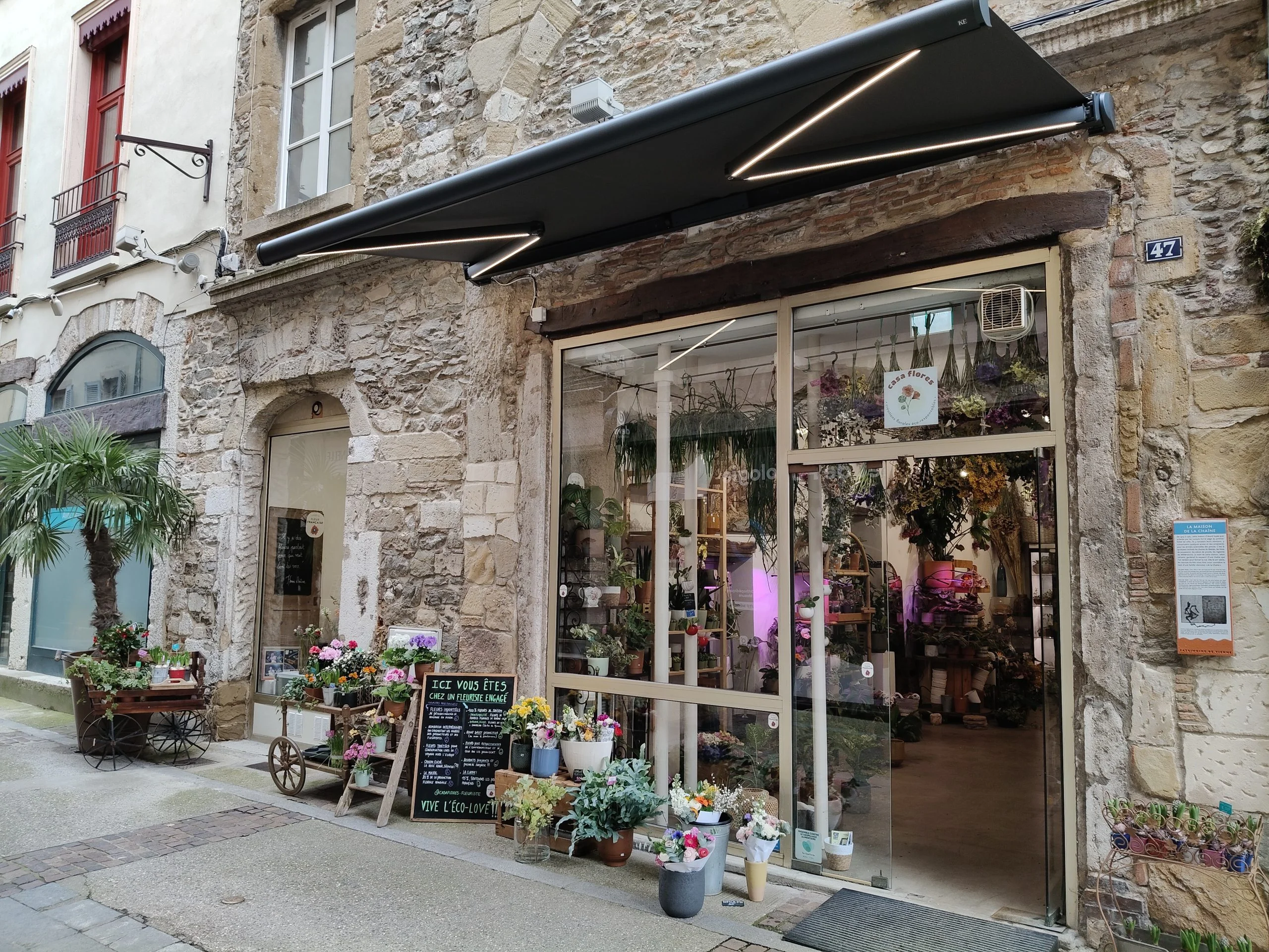 Livraison de fleurs Vienne et proximité, par Casa Flores - Fleuriste Écoresponsable, artisan fleuriste