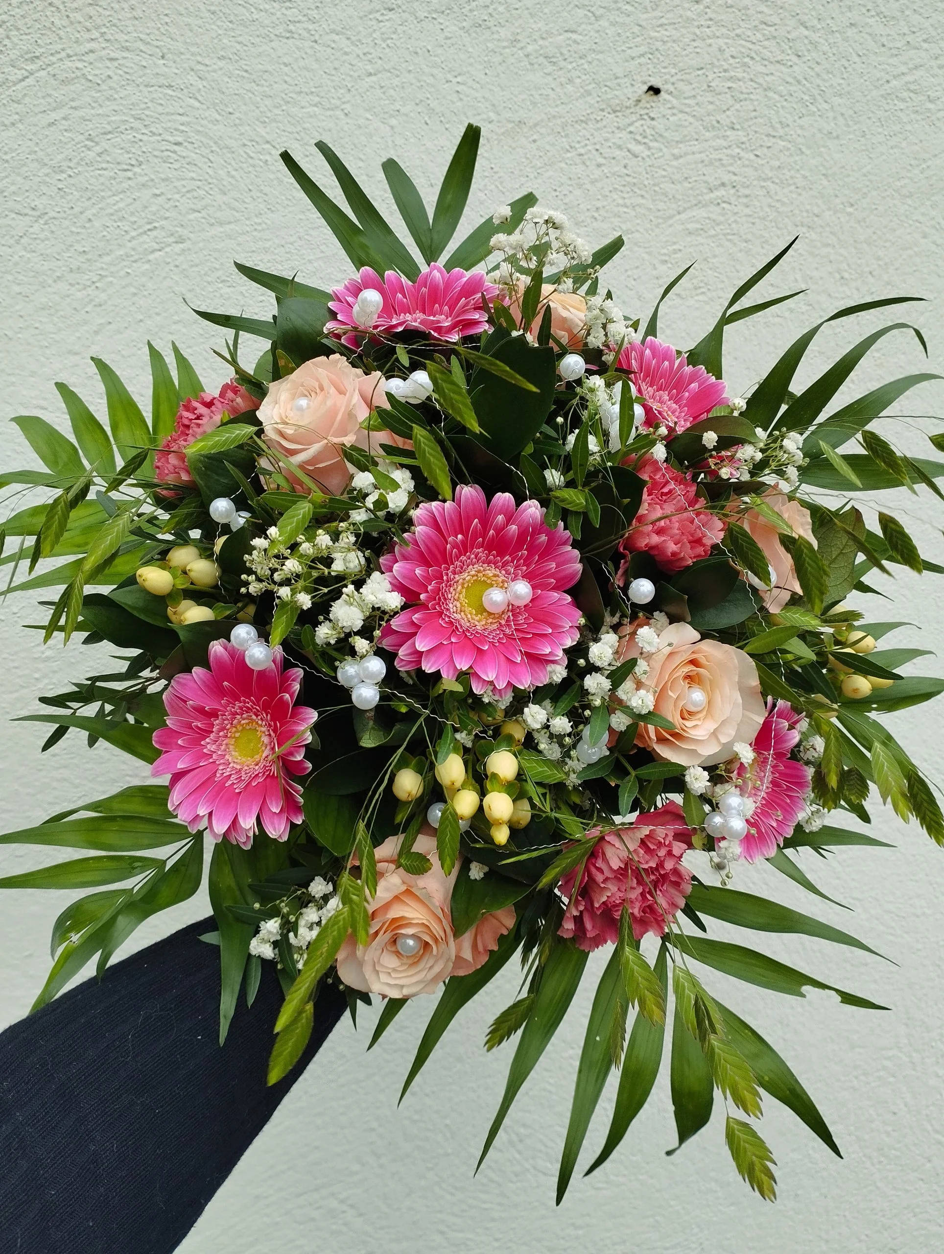 Bouquet rond, par Atelier Canopée, fleuriste à Villars