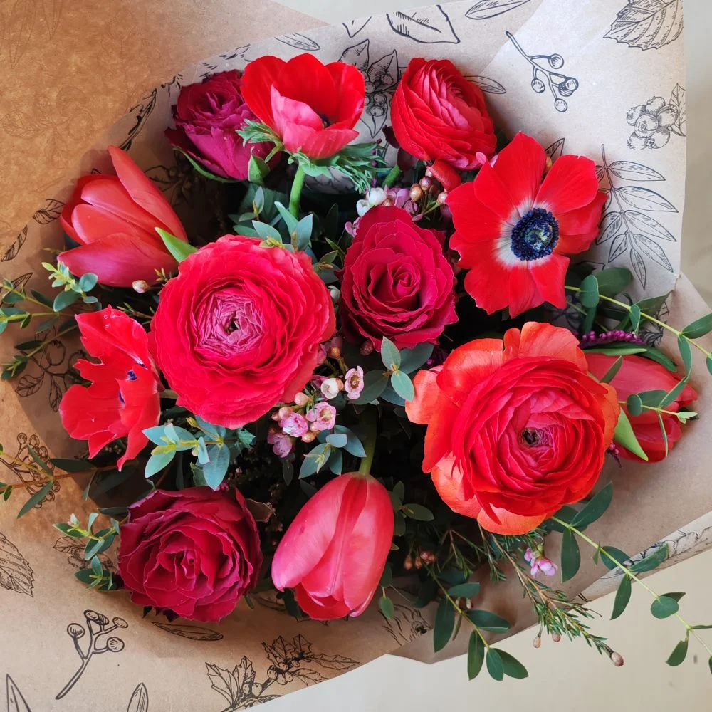 Bouquet rouge Saint-Valentin, par Les Rêveries d'Elise - Studio floral, fleuriste à Aix-en-Provence