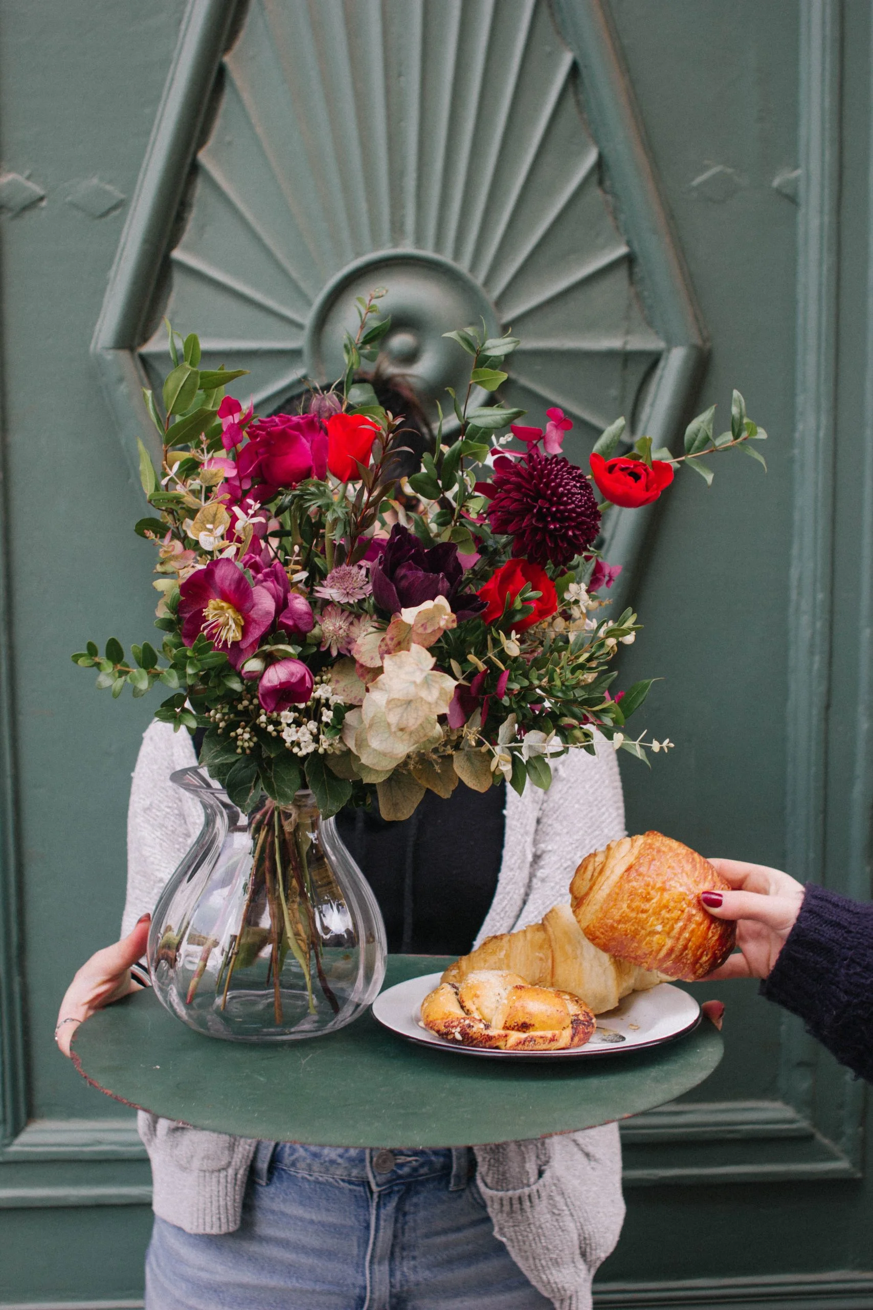 Saint Valentin + Viennoiserie, par Poppy Figue, fleuriste à Toulouse