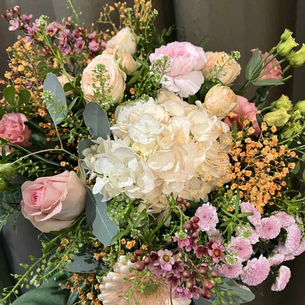 Bouquet pastel, par Bloemen By Célia, fleuriste à Hazebrouck