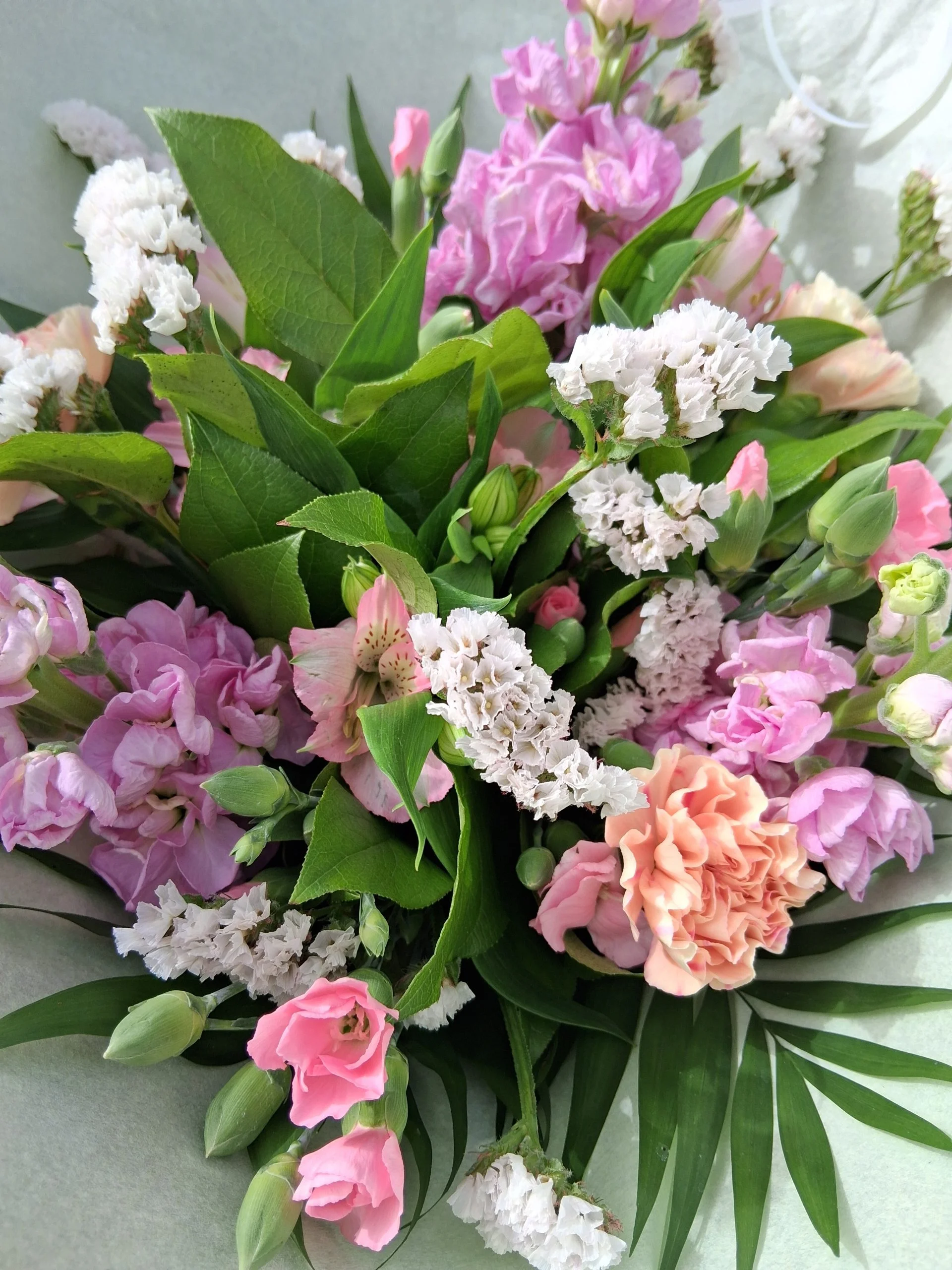 Bouquet Tendresse, par Bonheur des fleurs, fleuriste à La Montagne