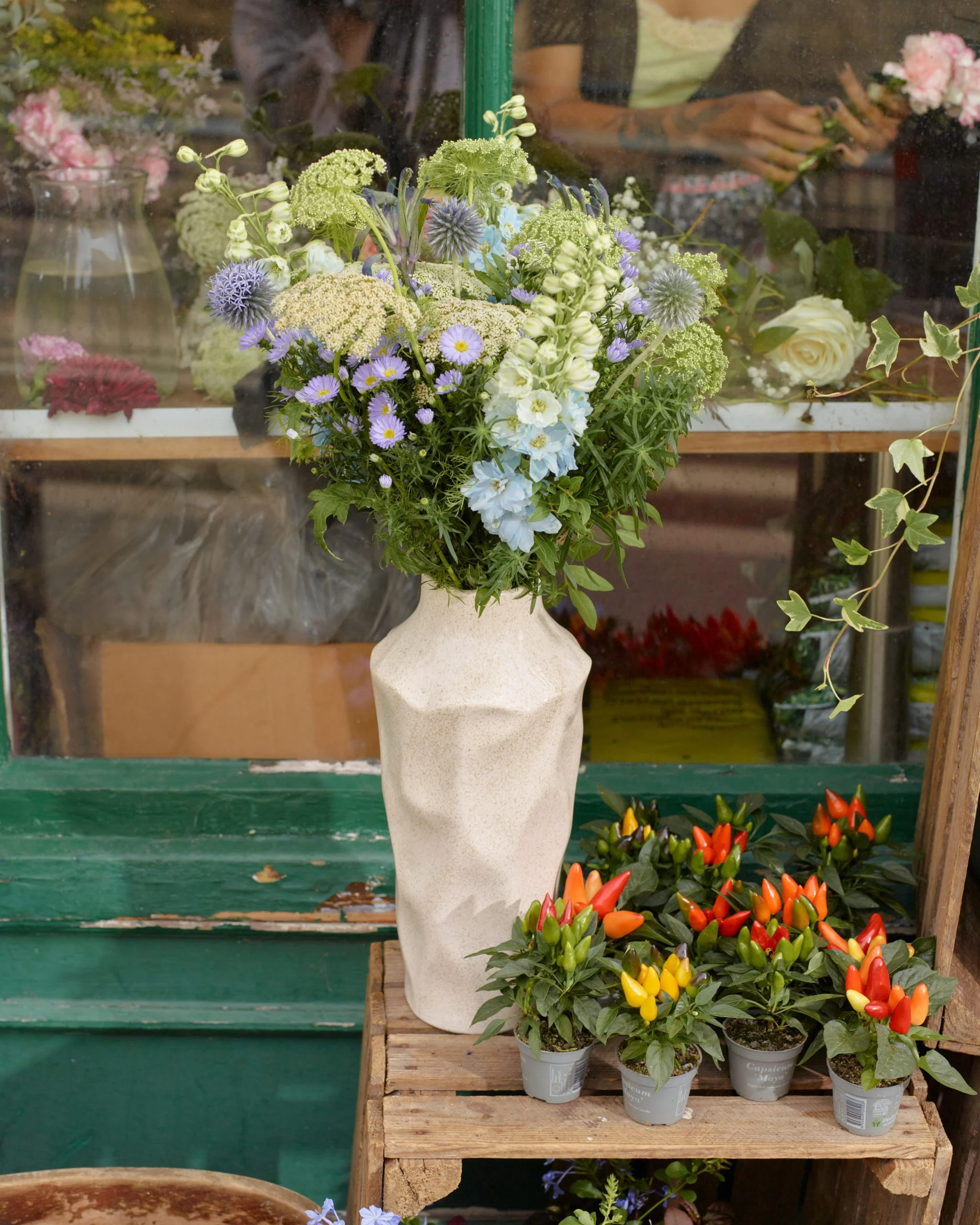 Bouquets bleus - Livraison de bouquets de fleurs par vos fleuristes préférés