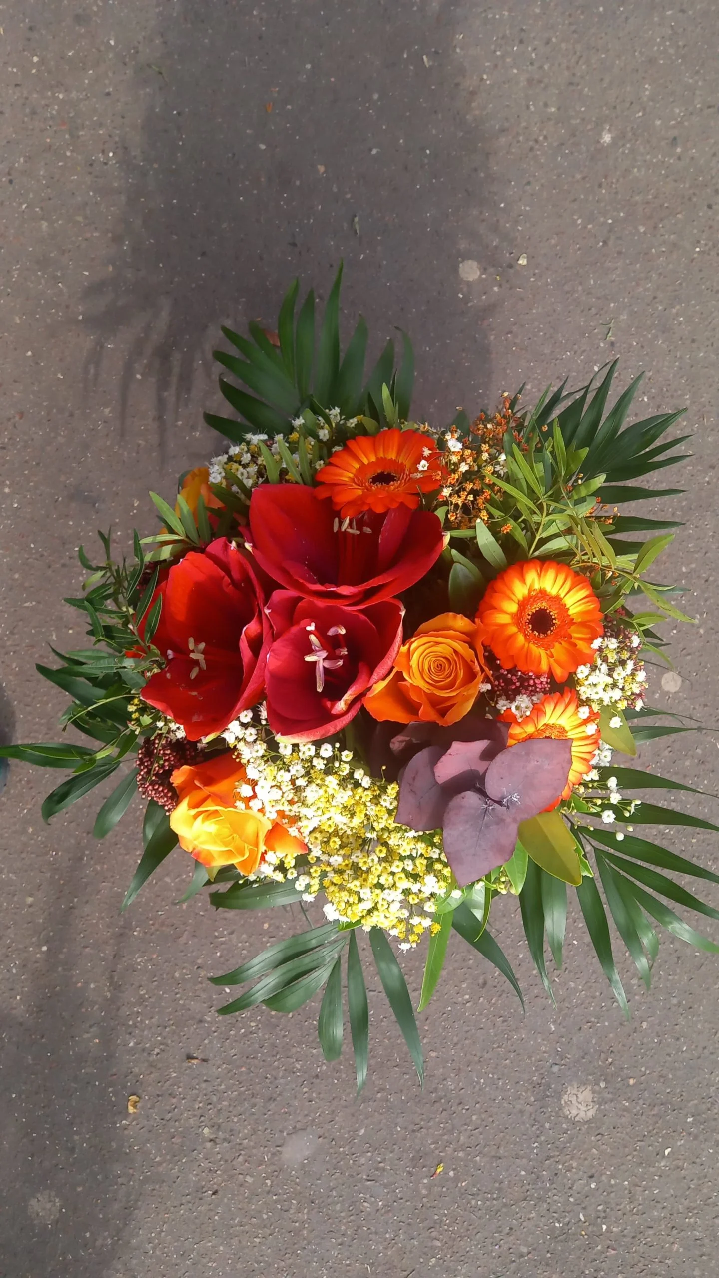 Composition deuil, par Mefa Fleurs, fleuriste à Paris