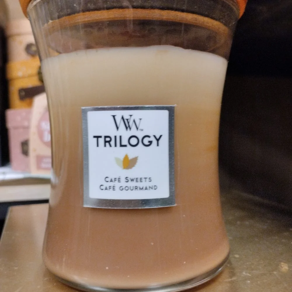 Bougies Woodwick, par Le Lysianthus, fleuriste à Jugon-les-Lacs