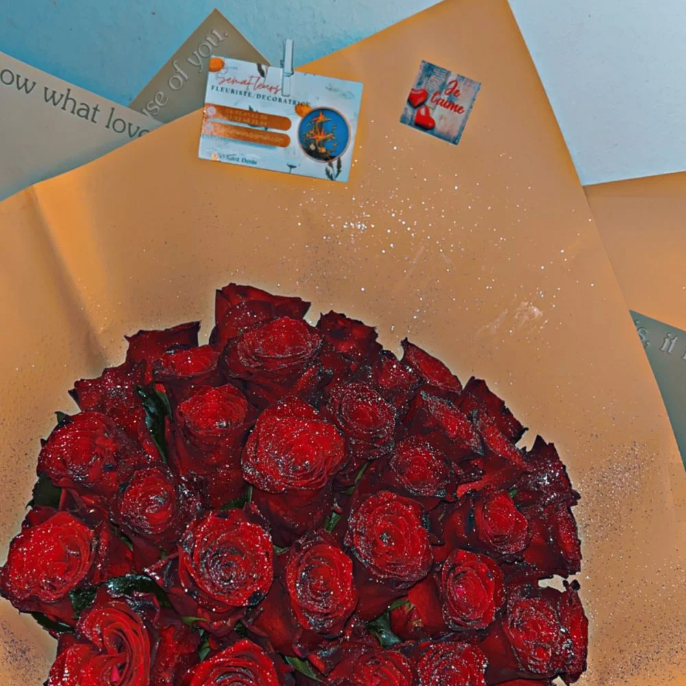 Bouquet de rose rouge, par Sema Fleurs, fleuriste à Saint-Denis