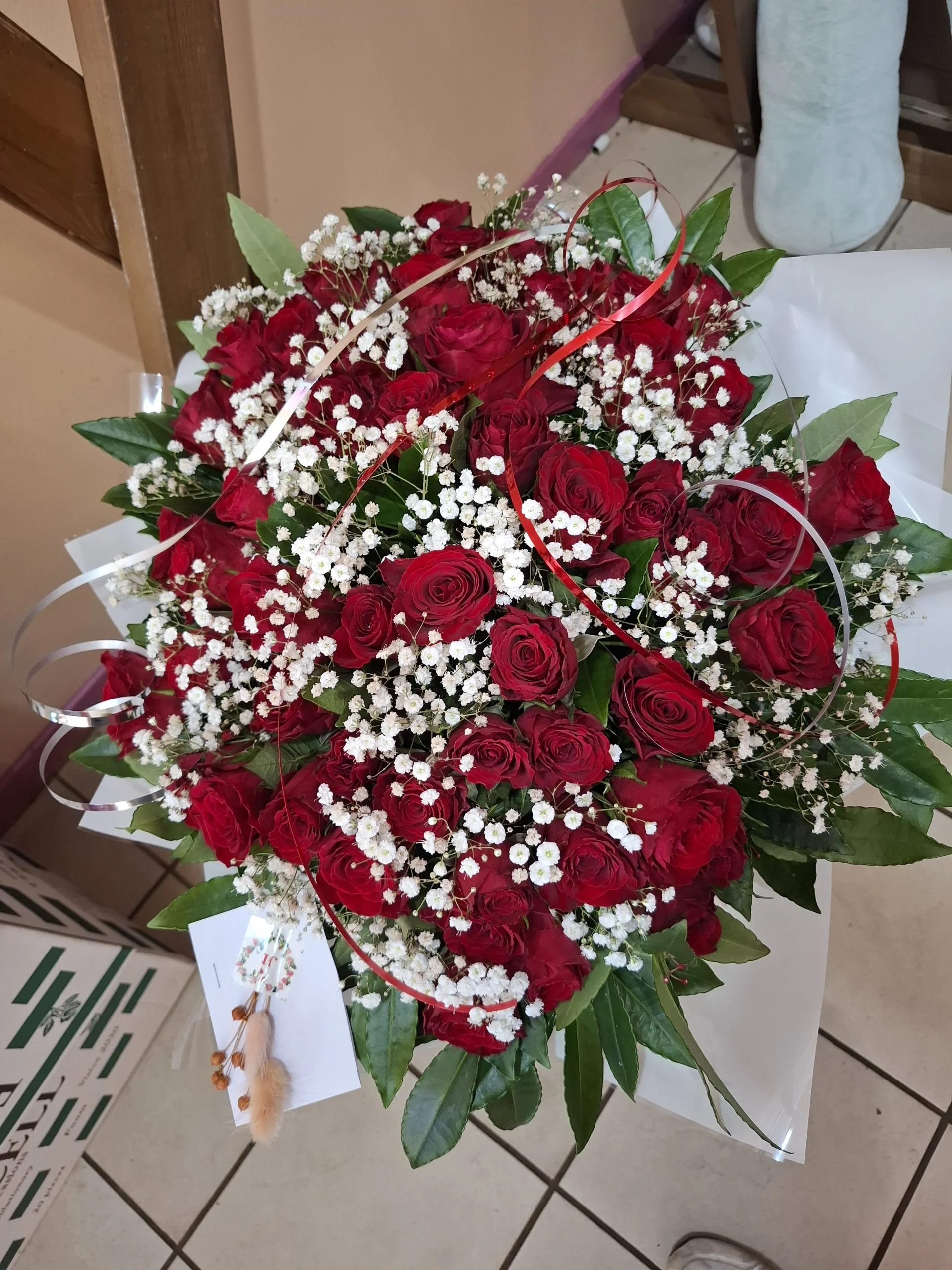 Bouquet 59 Roses rouges, par Céline Création Florale, fleuriste à Le Tampon