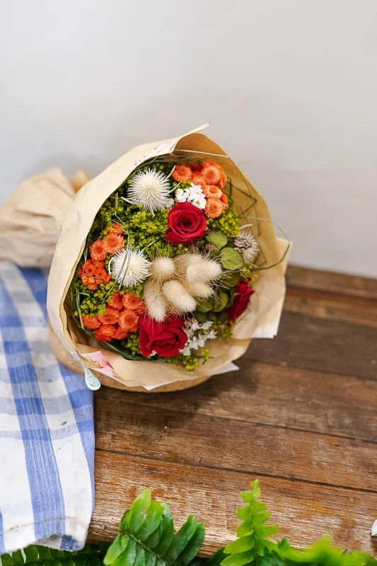 Bouquet de fleurs sèches, par Peyre Espace Floral, fleuriste à Draguignan