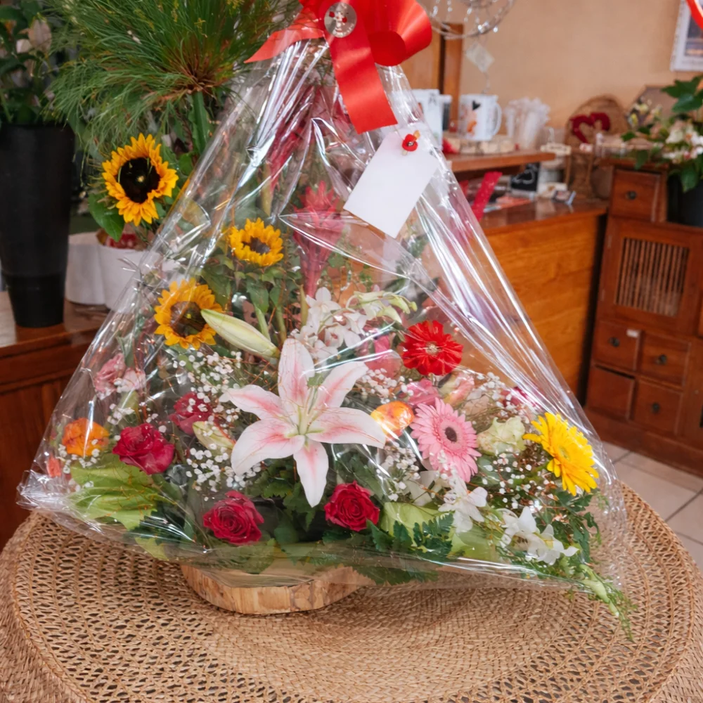 Compositon florale de fleurs fraiches, par Céline Création Florale, fleuriste à Le Tampon