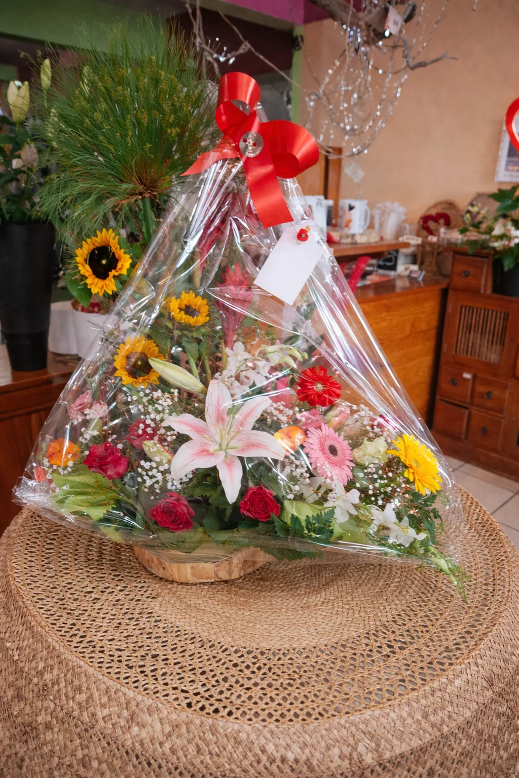 Compositon florale de fleurs fraiches, par Céline Création Florale, fleuriste à Le Tampon