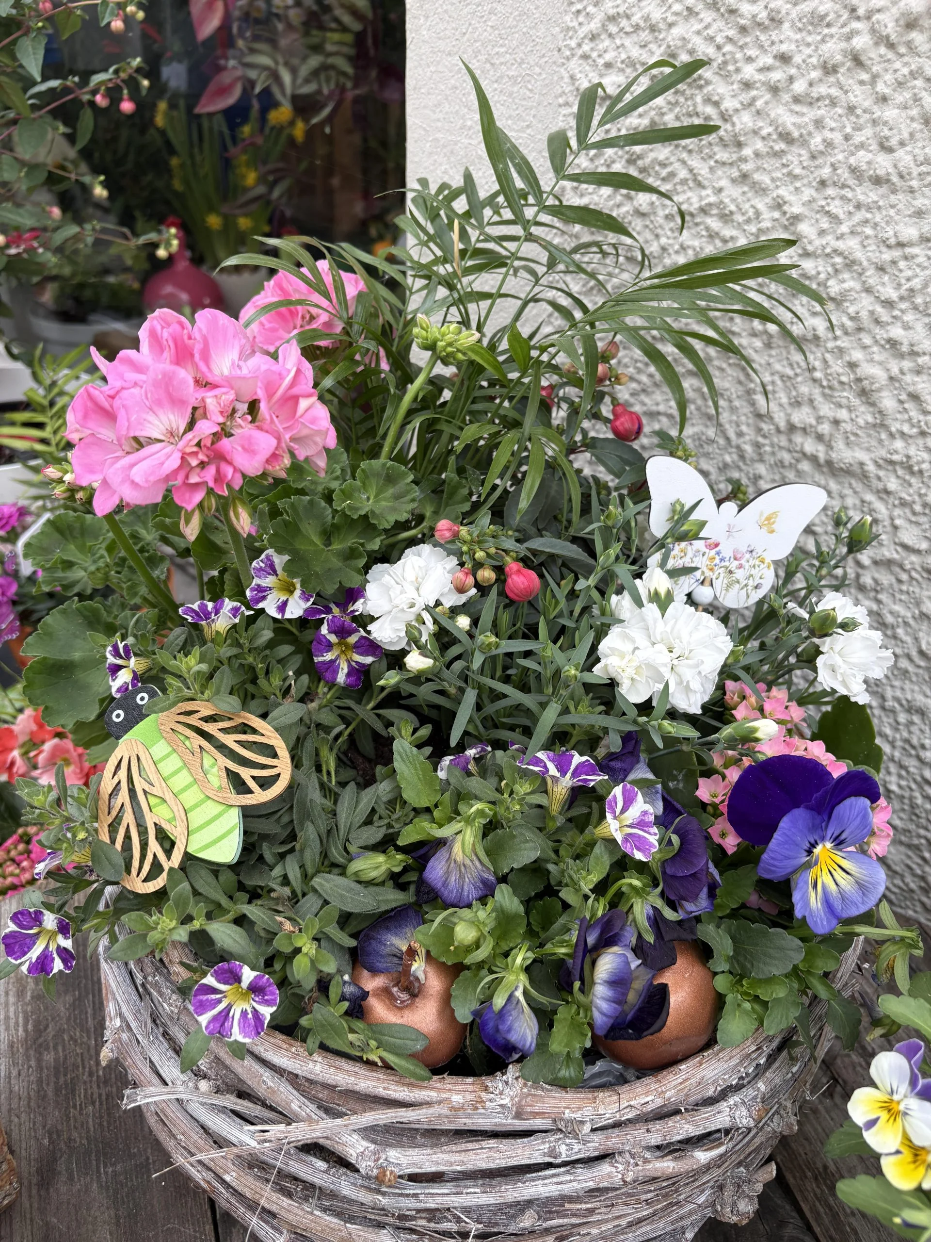 Composition de plante de saison, par Coeur de Fleur, fleuriste à Gembloux