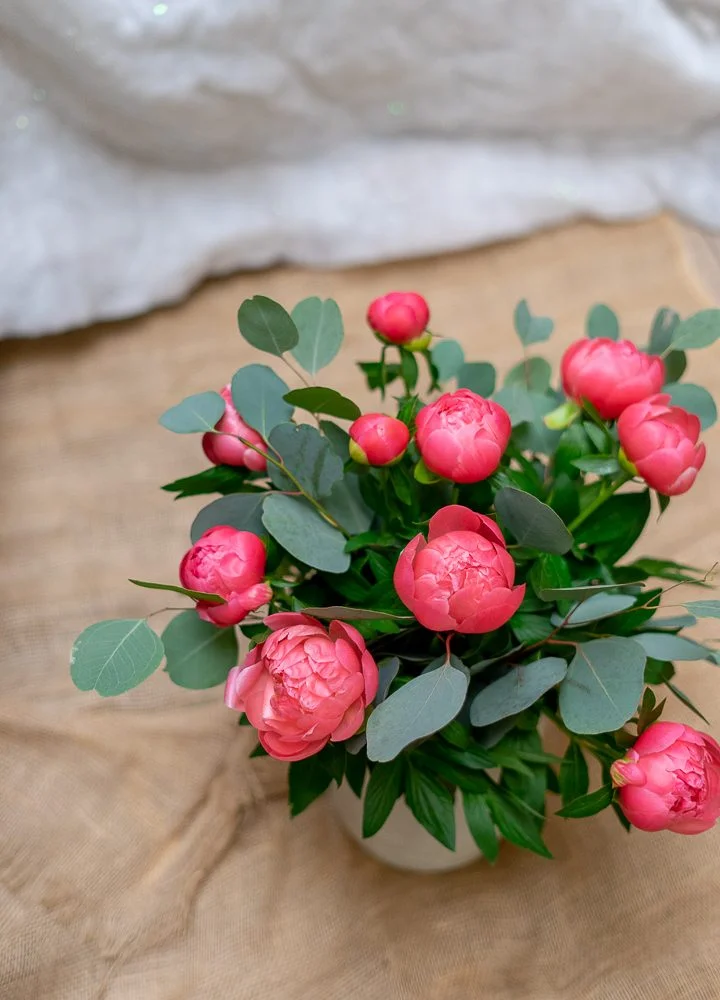 Bouquet de pivoine locale, par Peyre Espace Floral, fleuriste à Draguignan