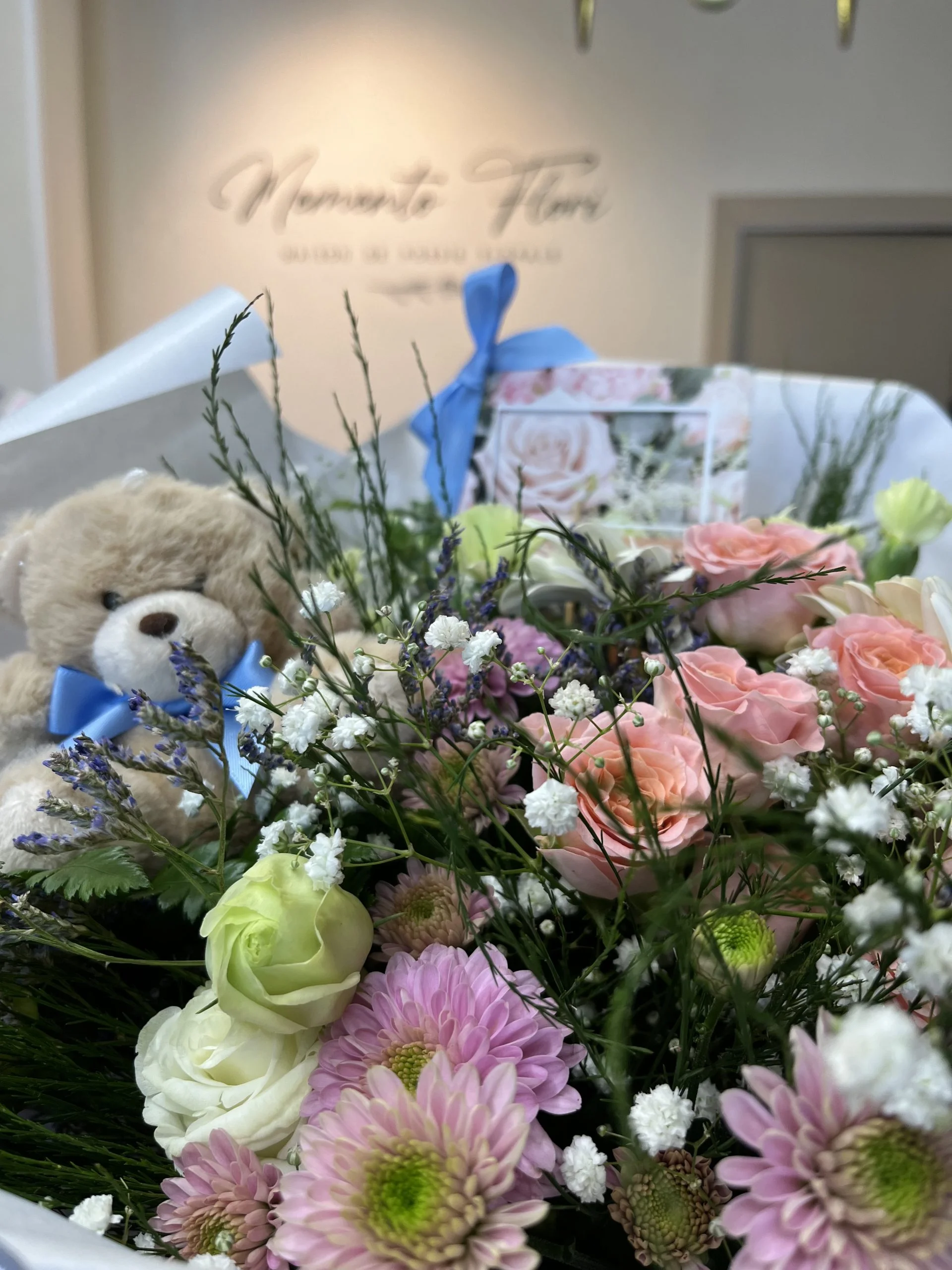 Bouquet Naissance, par Memento Flori, fleuriste à Le Tampon