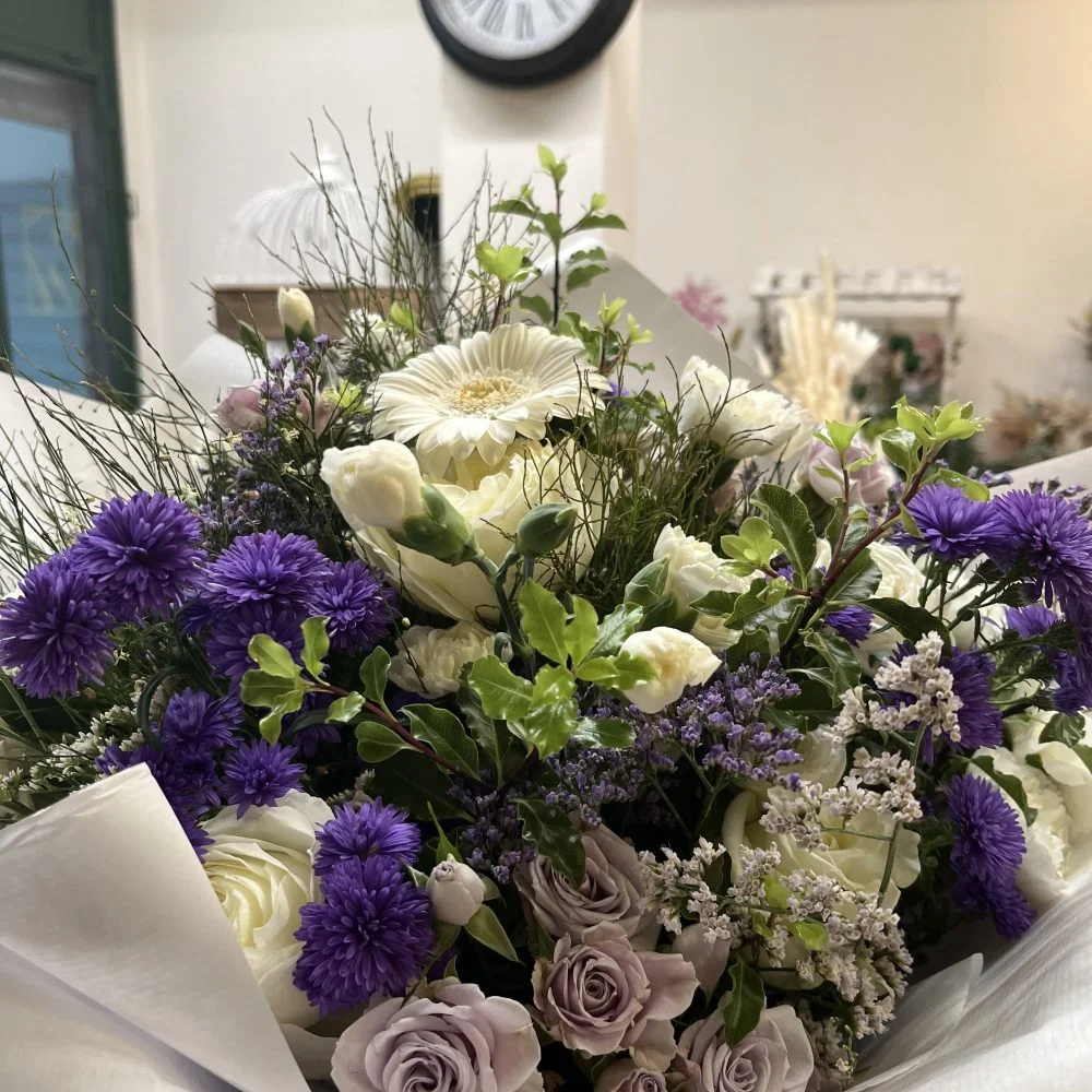 Bouquet de Deuil, par Memento Flori, fleuriste à Le Tampon