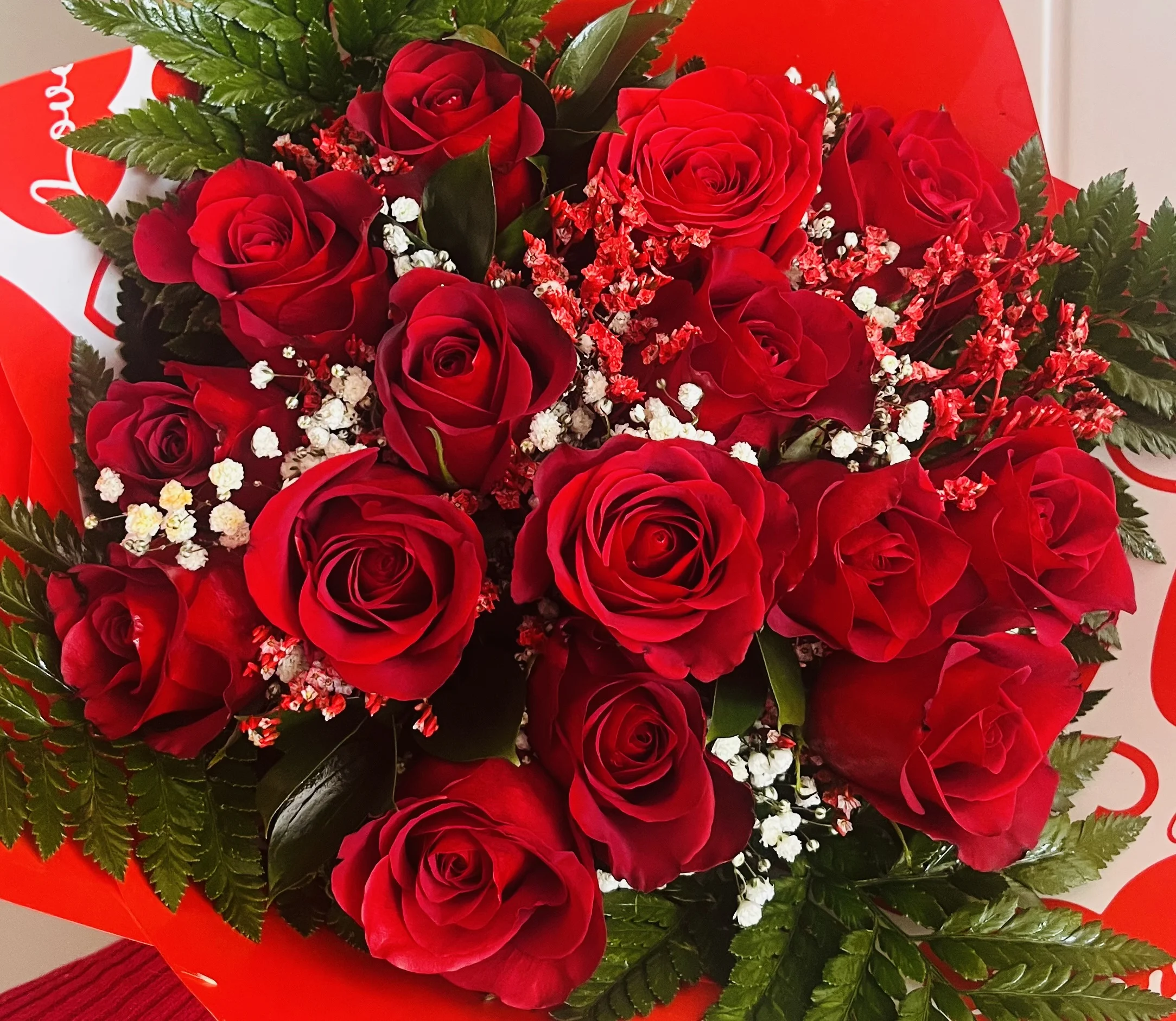 BOUQUET DE 15 ROSE, par Passion Florale by Lili-fleurs, fleuriste à Le Moule