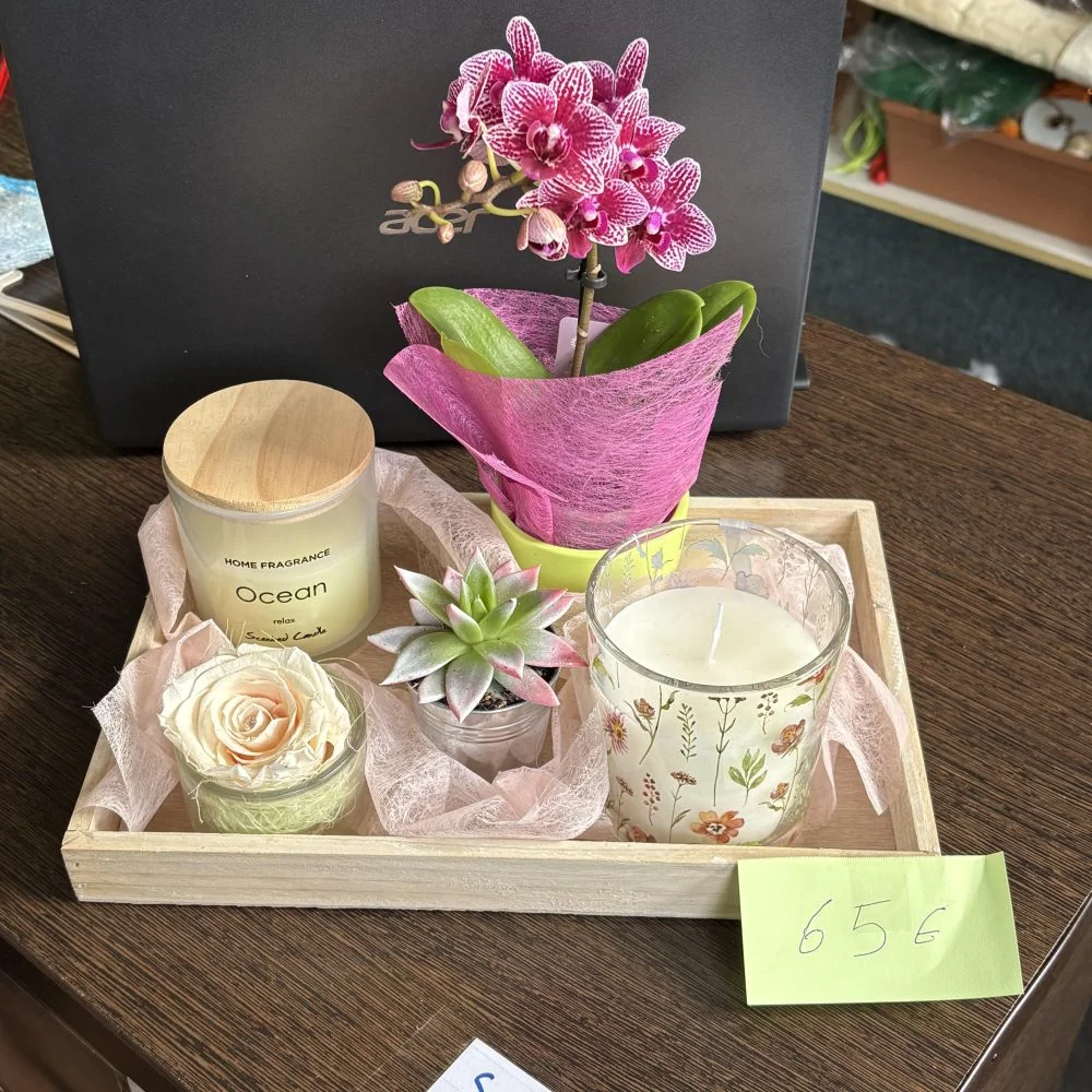 plateau cadeau, par Coeur de Fleur, fleuriste à Gembloux