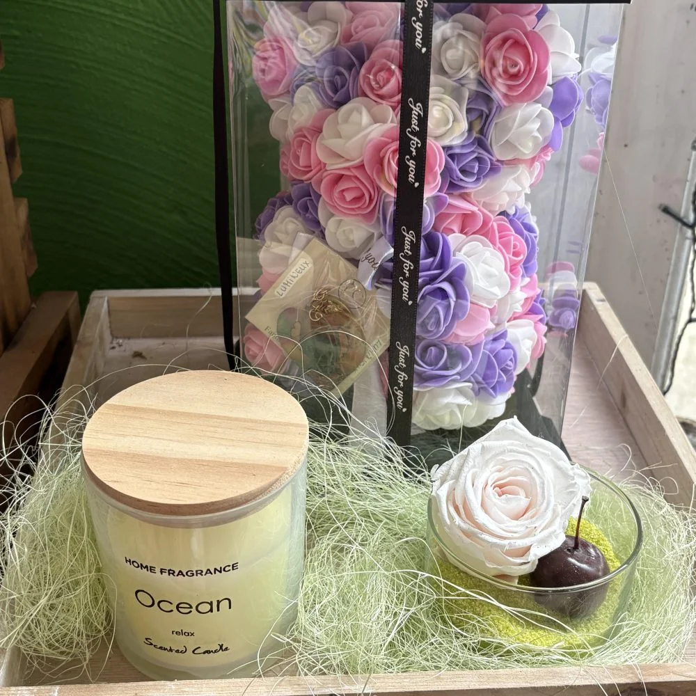 plateau cadeau, par Coeur de Fleur, fleuriste à Gembloux