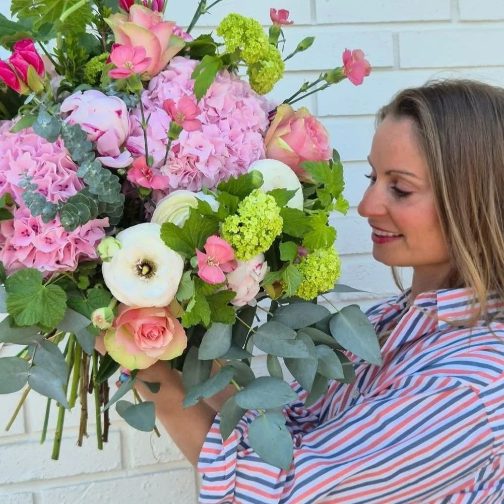 Bouquet pastel, par Le Grenier Fleuriste, fleuriste à Rouillon