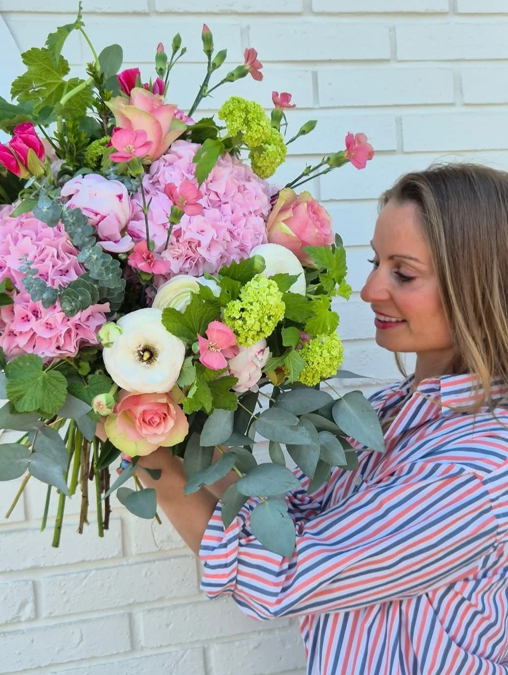 Bouquet pastel, par Le Grenier Fleuriste, fleuriste à Rouillon