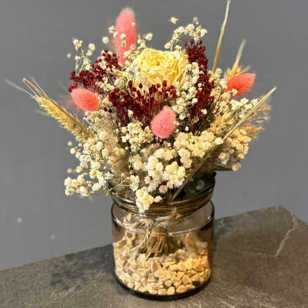 Mini ensemble floral séché, par Les fleurs de Célony, fleuriste à Aix-en-Provence