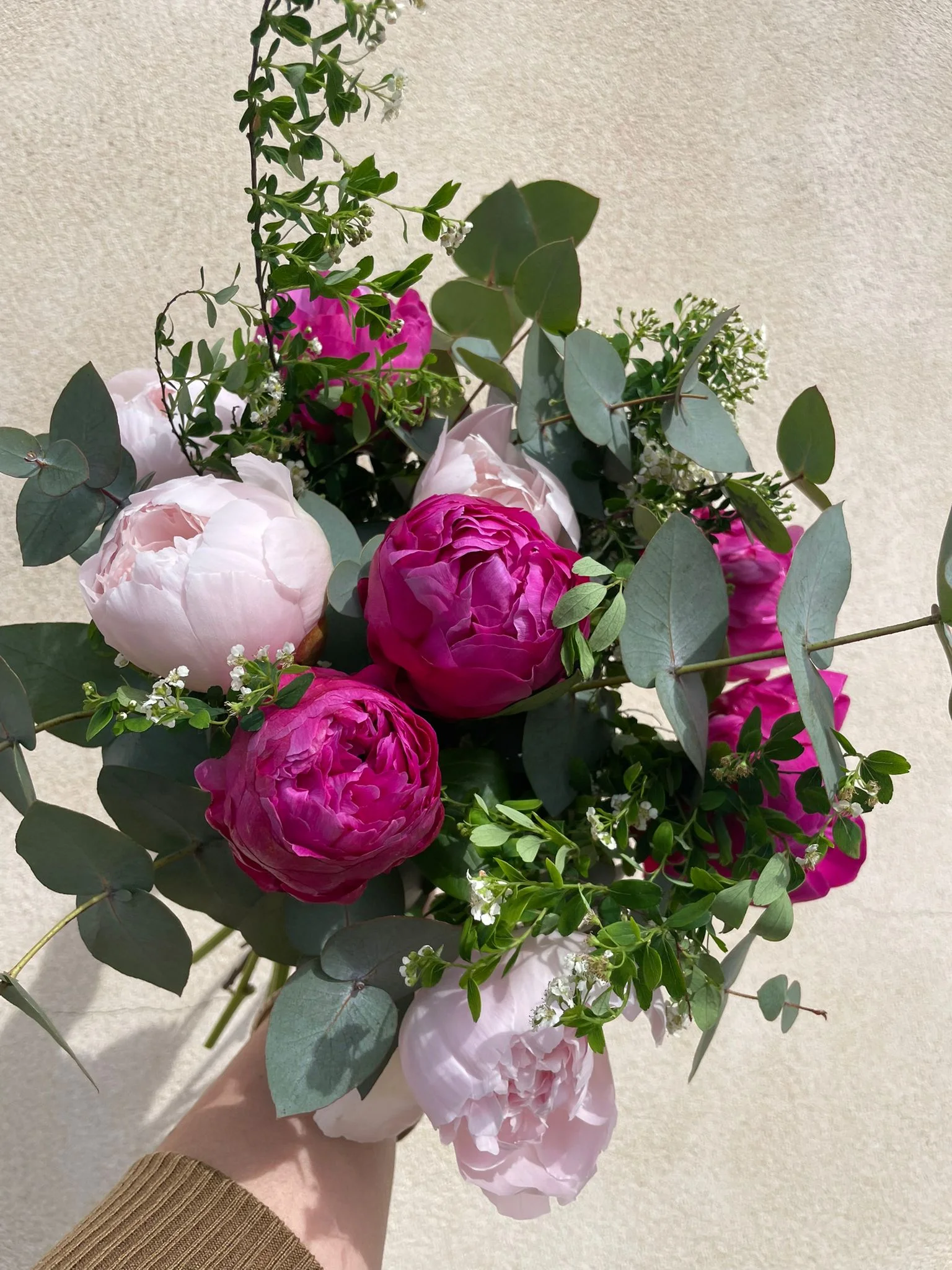 Bouquet Pivoines, par Le Jardin de O'hara, fleuriste à Pontoise