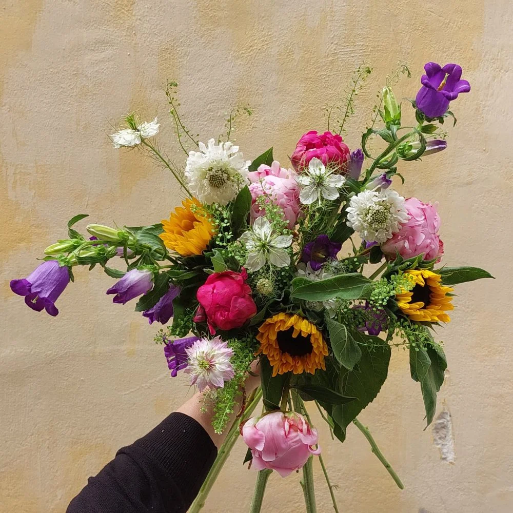 Bouquet de saison, par Green Lab, fleuriste à Aix-en-Provence