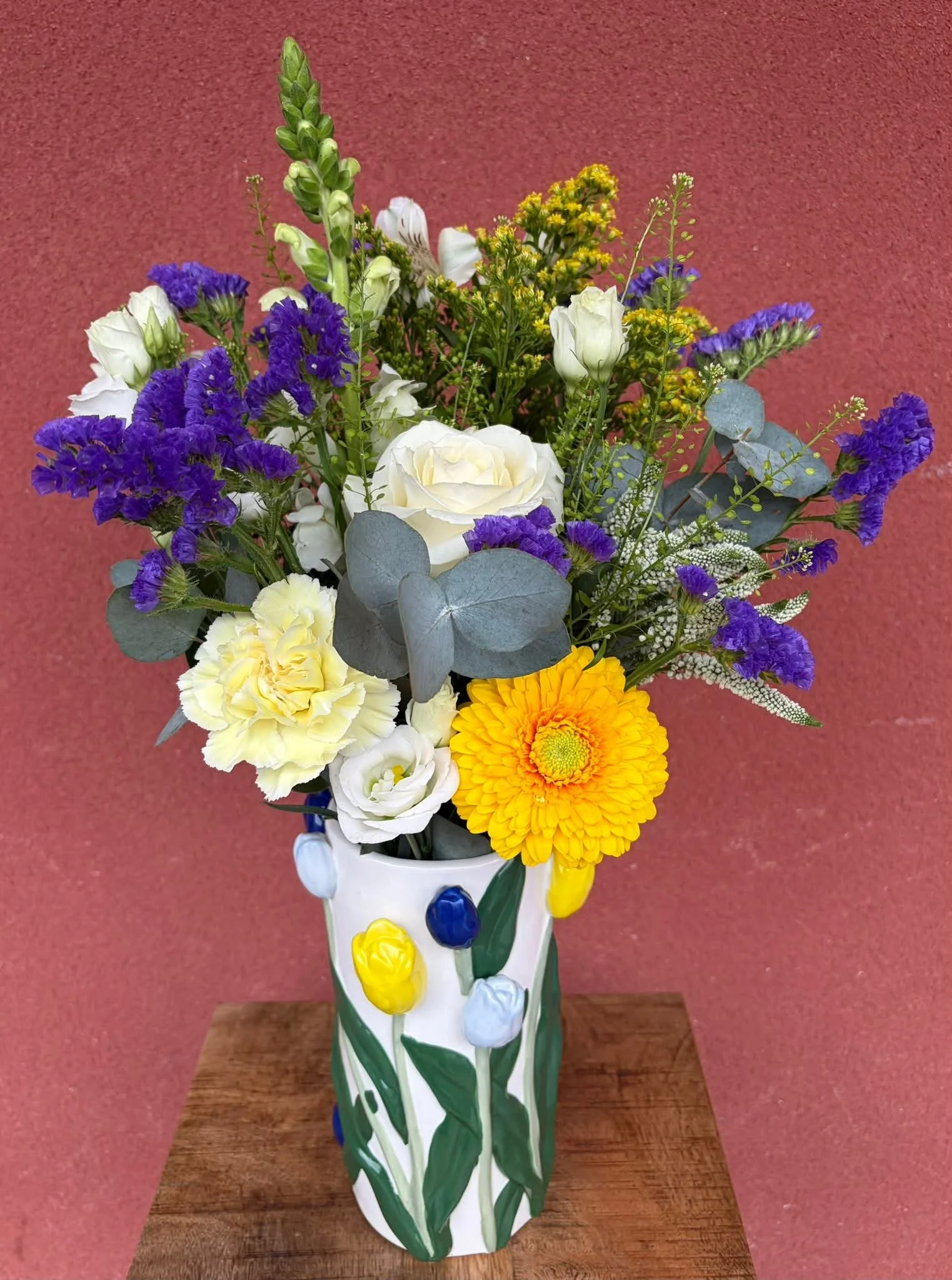 Vase tulipe, par Bloemen By Célia, fleuriste à Hazebrouck