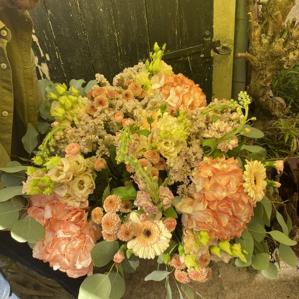 Bouquet Fete Des Meres Tendresse, par L’Atelier Vegetal, fleuriste à Cérans-Foulletourte