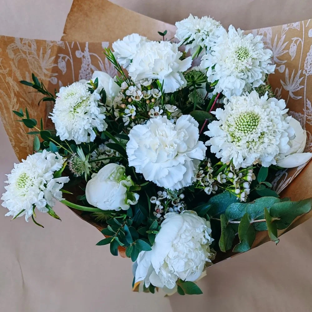 Bouquet Blanc, par Les Rêveries d'Elise - Studio floral, fleuriste à Aix-en-Provence