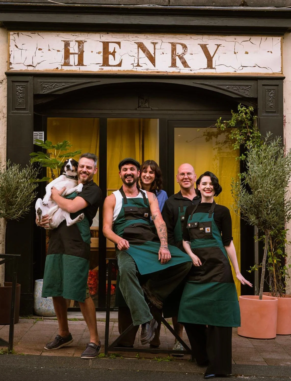 Livraison de fleurs Clermont-Ferrand et proximité, par Henry Le Fleuriste, artisan fleuriste