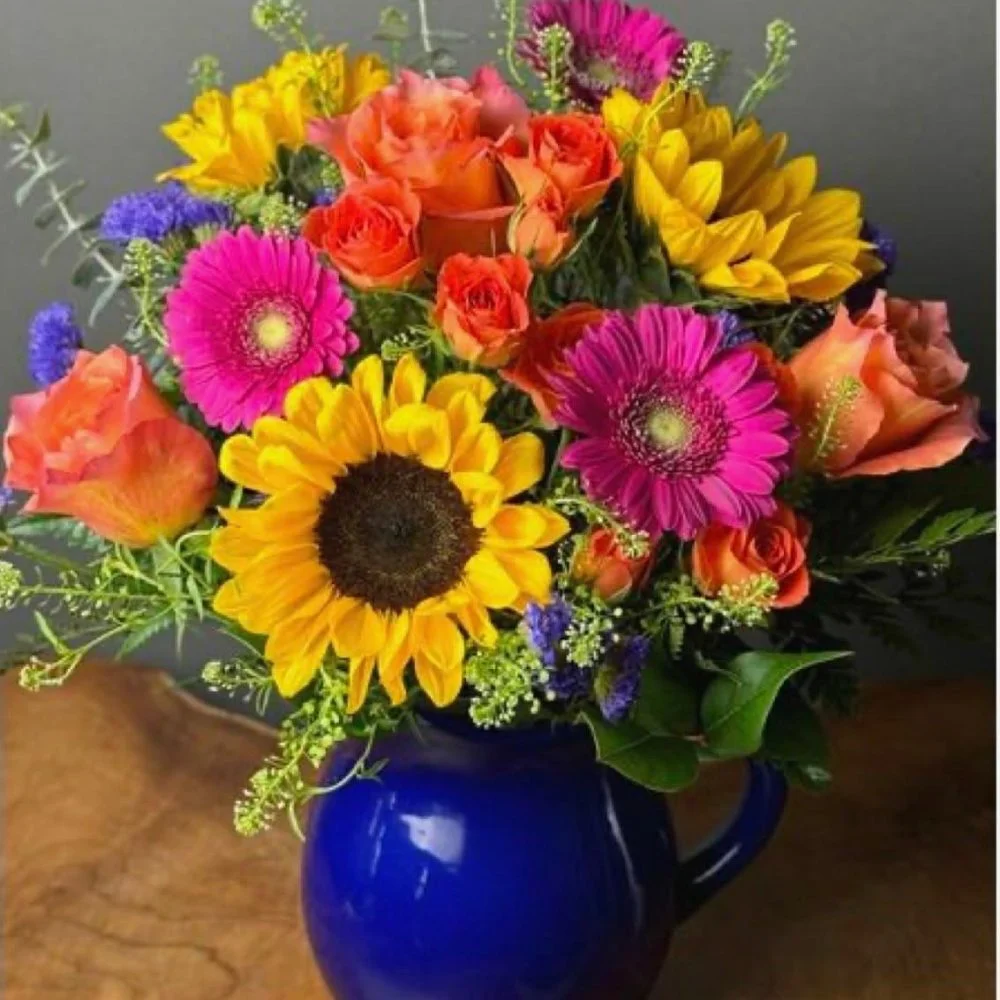 Bouquet d'été coloré, par Les fleurs de Célony, fleuriste à Aix-en-Provence