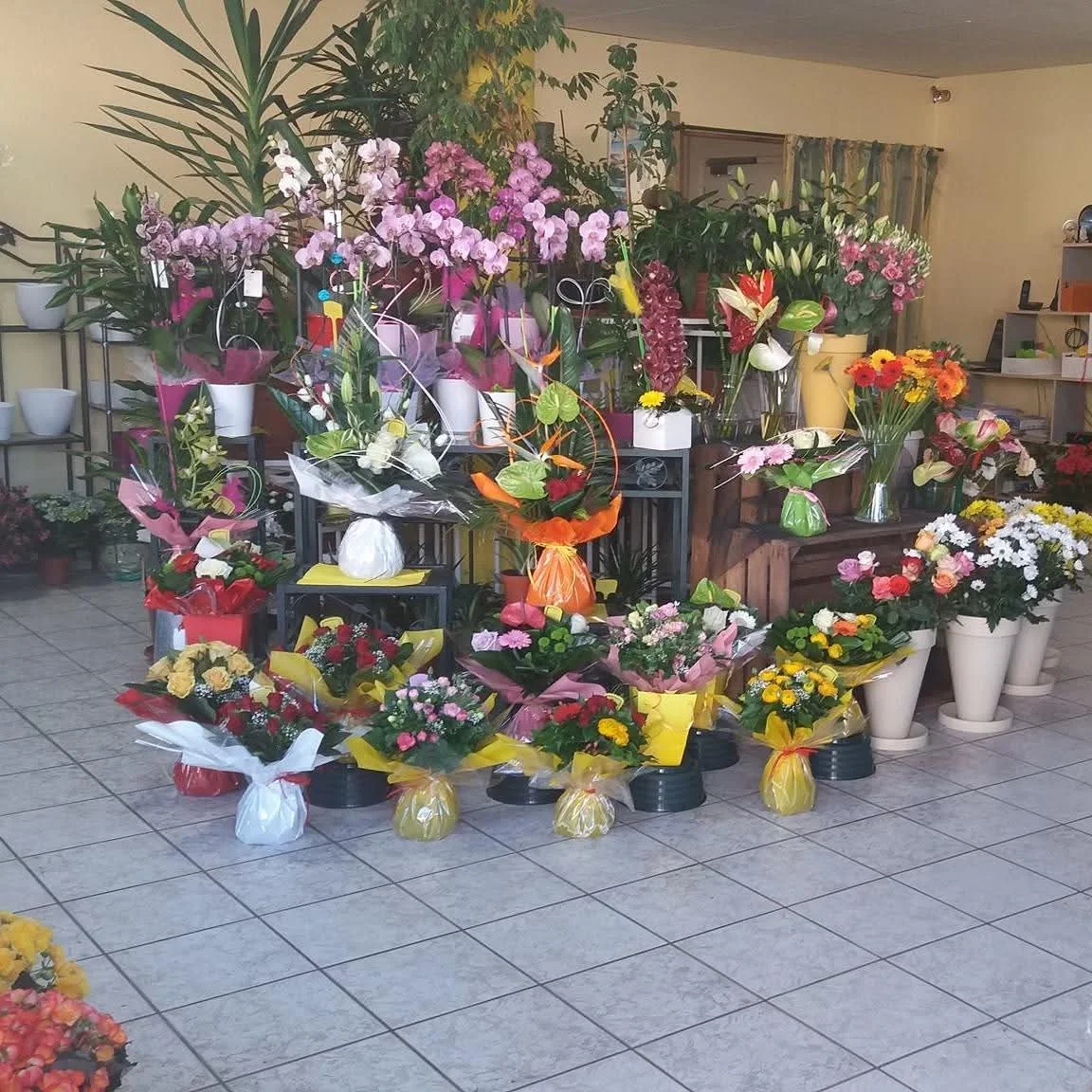 Flower Delivery in Brienne-le-Château and the Surrounding Area, by Autant des Fleurs, an Artisan Florist