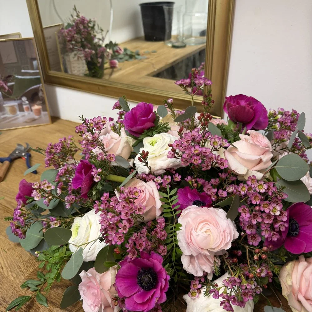 Hommage, par Fleurs d’élégance, fleuriste à Caen