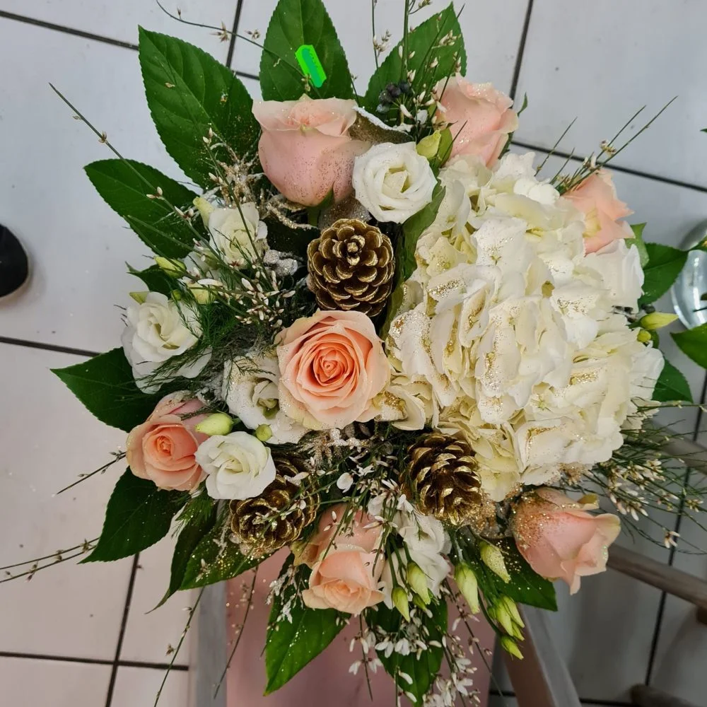 Bouquet Nouvel An, par Perles De Rosée, fleuriste à Champigny-sur-Marne